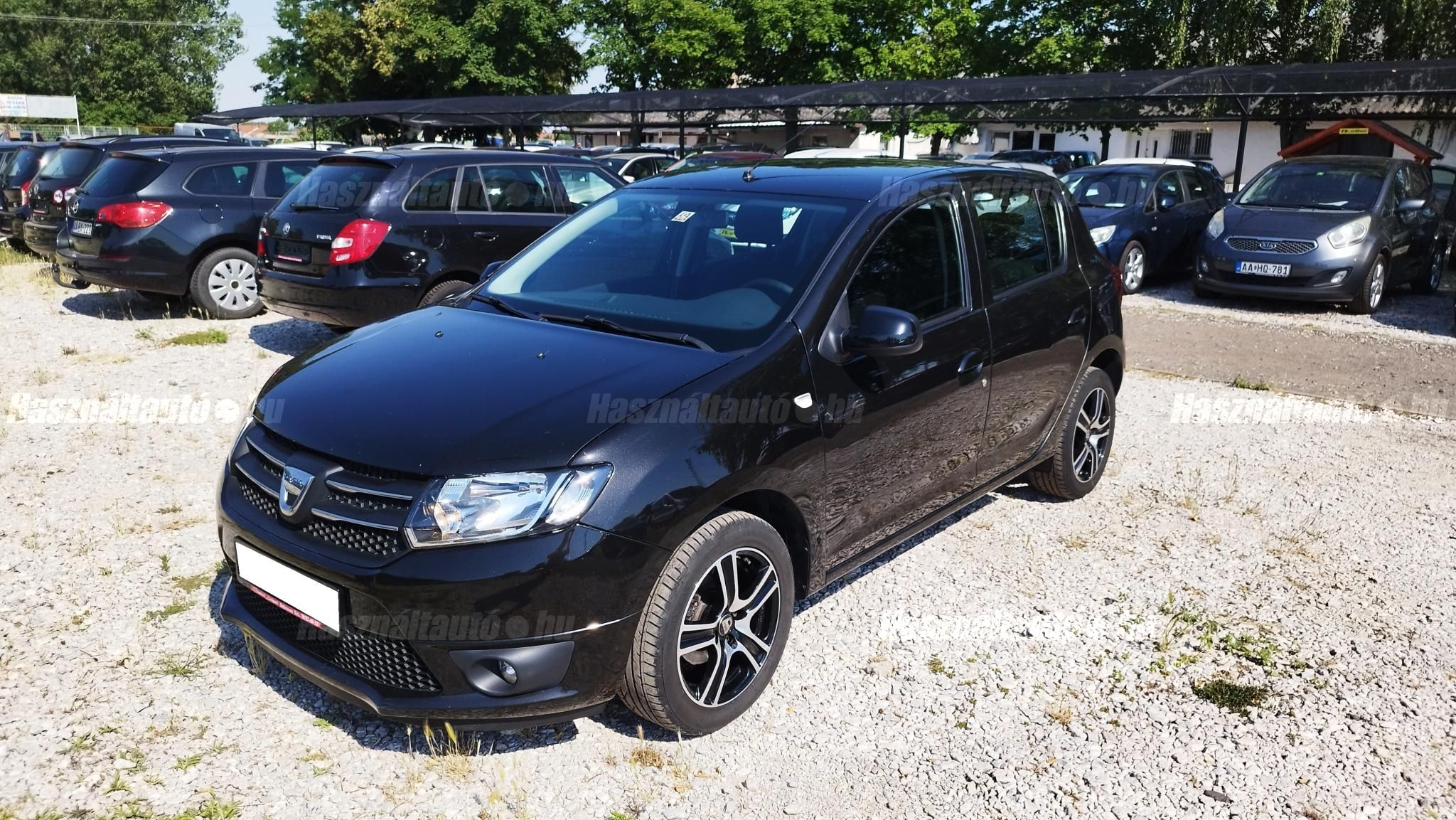 DACIA SANDERO 2016/7 - 1