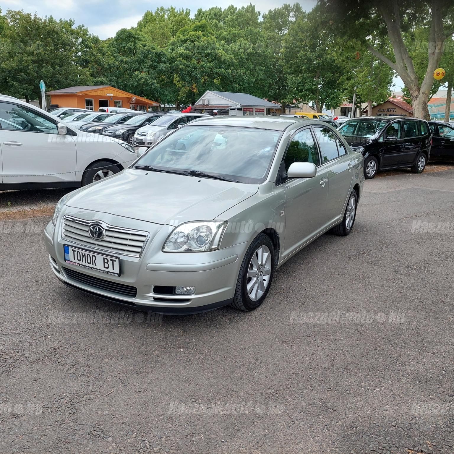 TOYOTA AVENSIS 2003/7 - 1