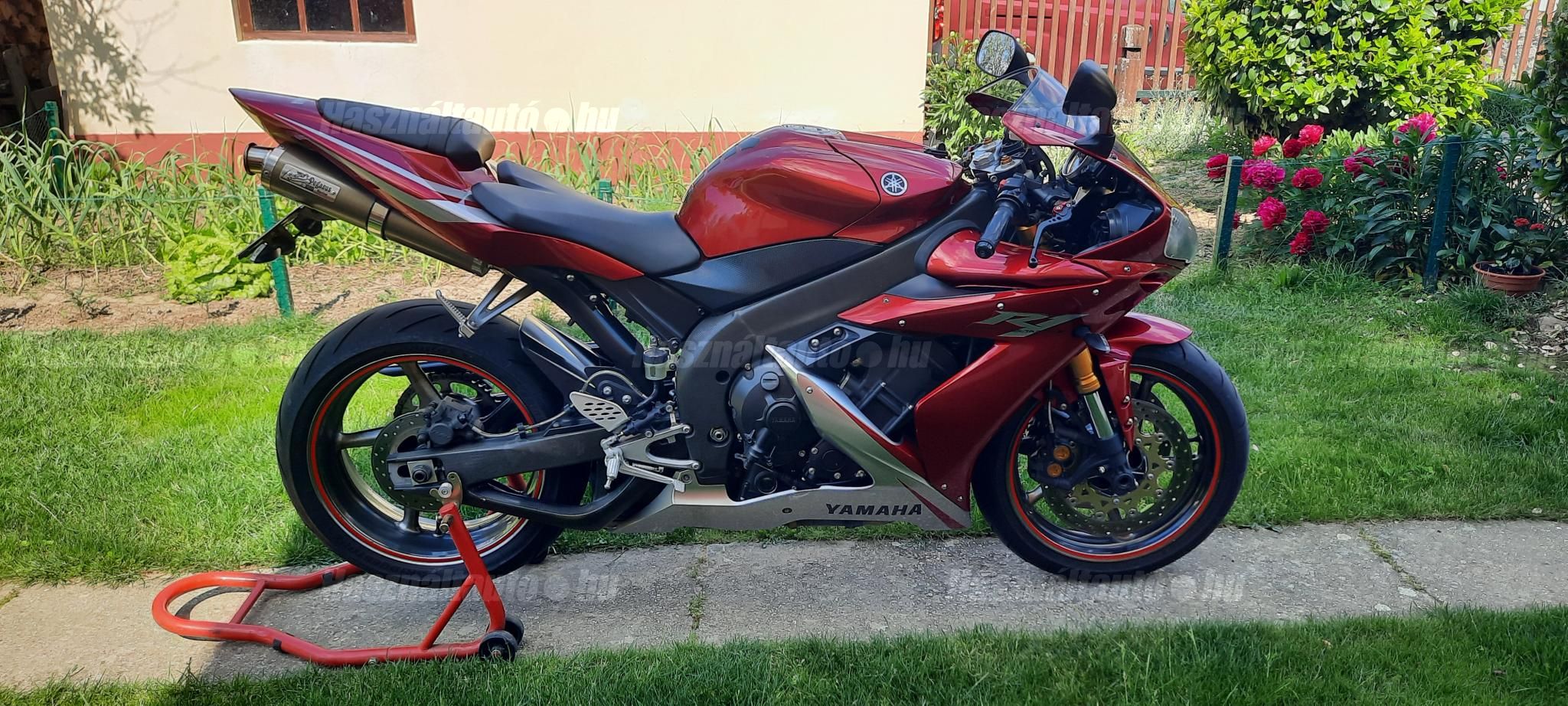 YAMAHA YZF R1 2006 - 1