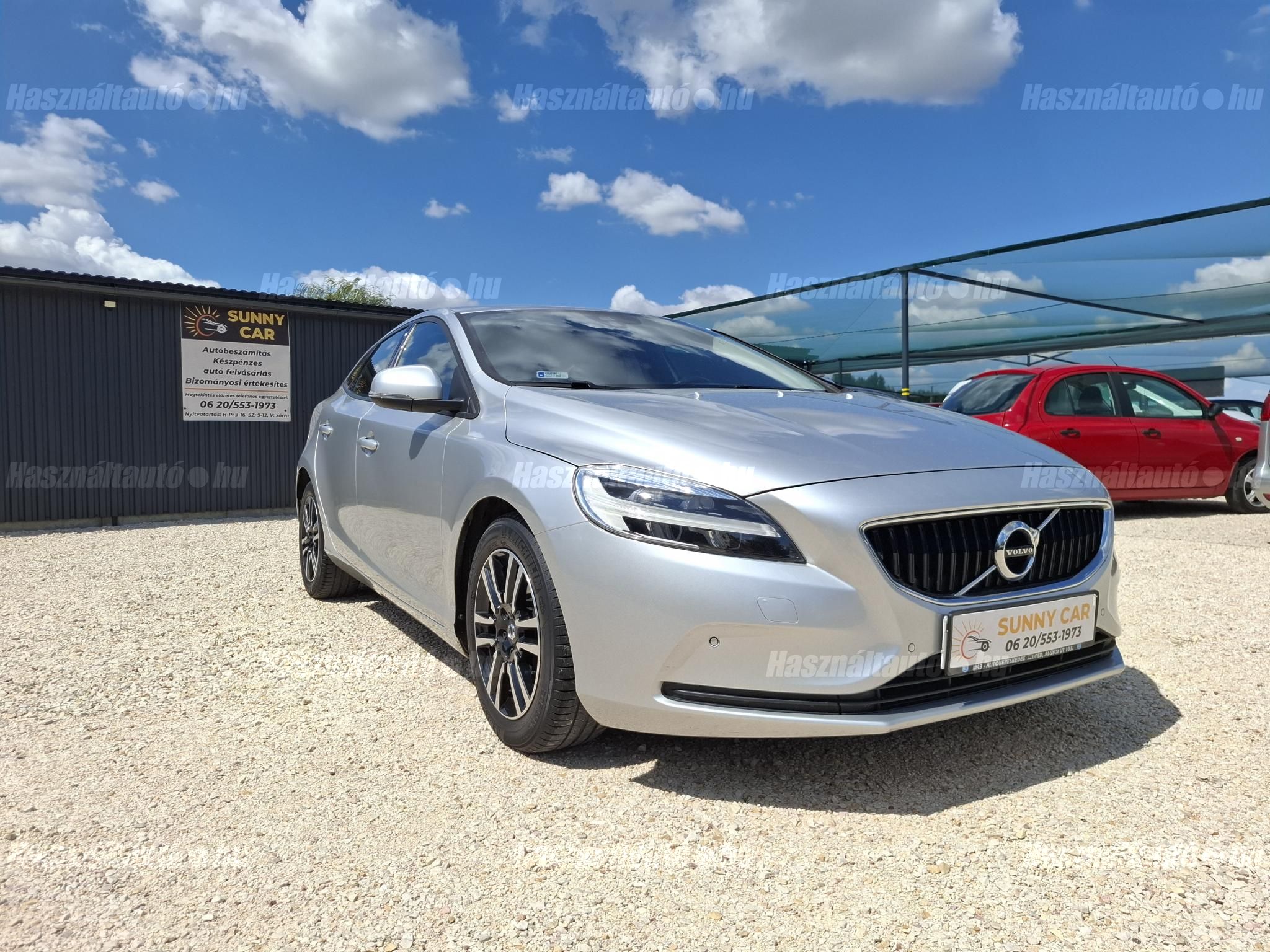 VOLVO V40 2017 - 1