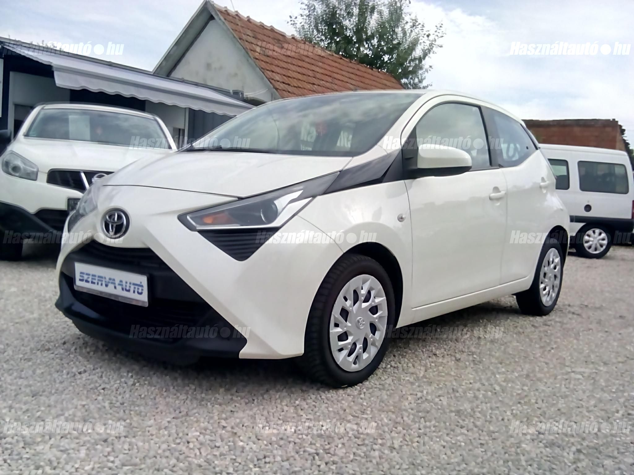 TOYOTA AYGO 2018/10 - 1