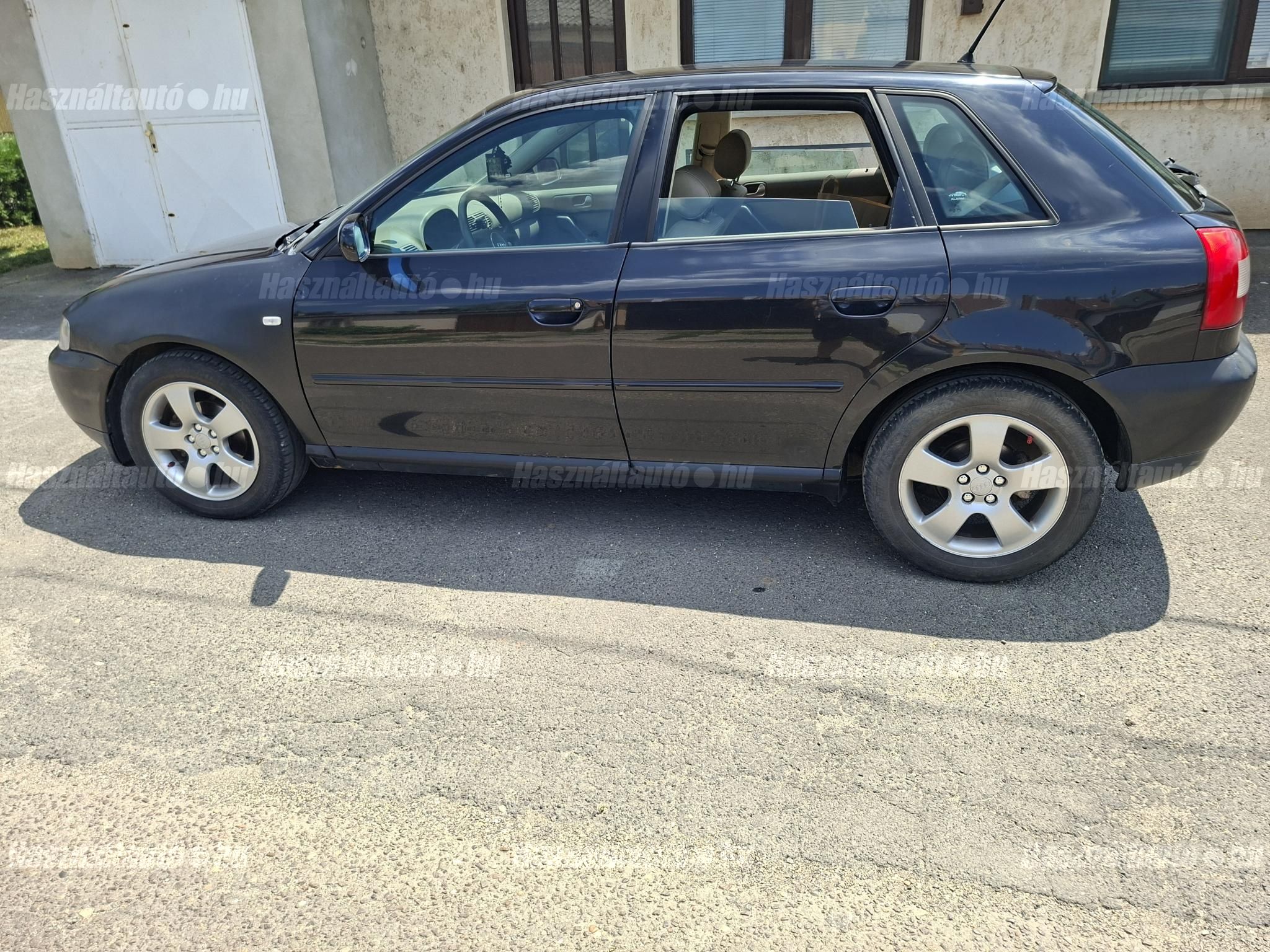 AUDI A3 2001/5 - 1