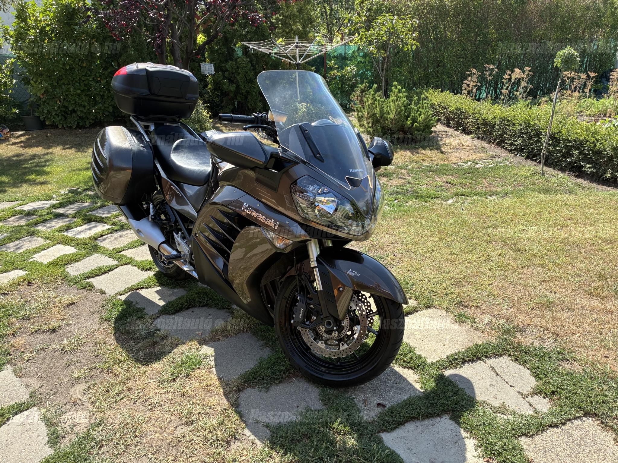 KAWASAKI GTR 1400 2010/5 - 1