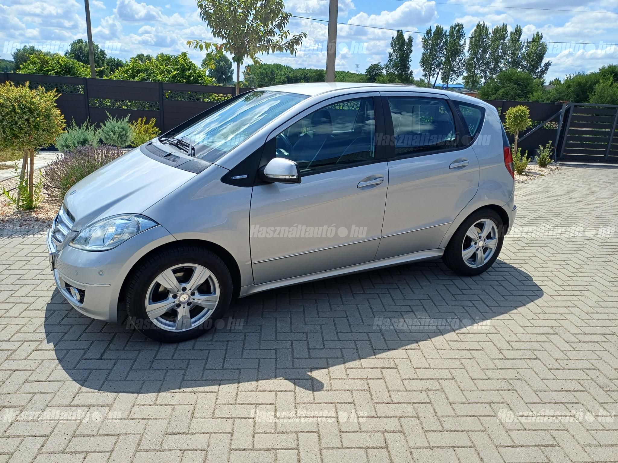 MERCEDES-BENZ A 160 2009/10 - 1