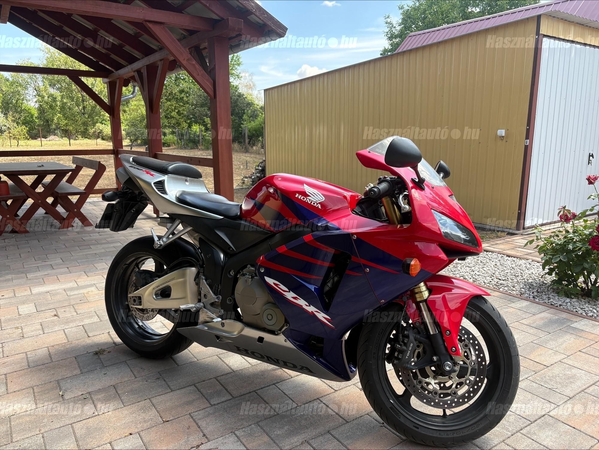 HONDA CBR 600 RR 2006/8 - 1
