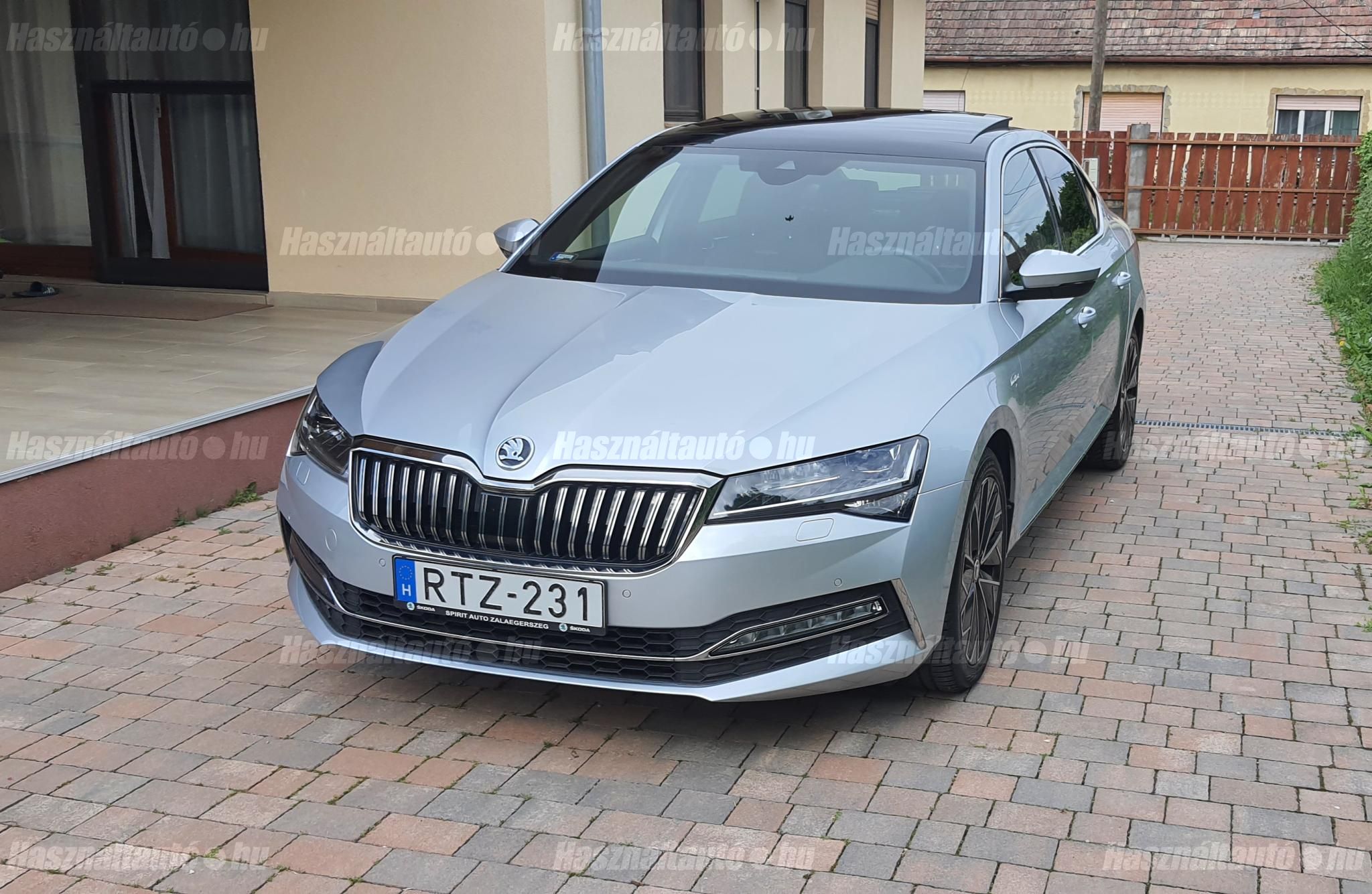 SKODA SUPERB 2019/9 - 1