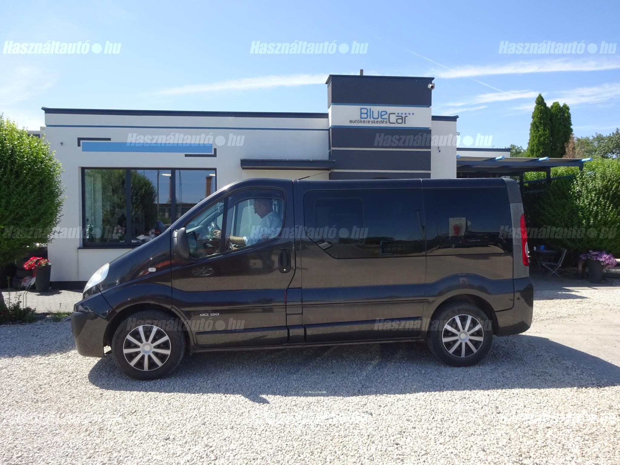 RENAULT TRAFIC 2010/1 - 1