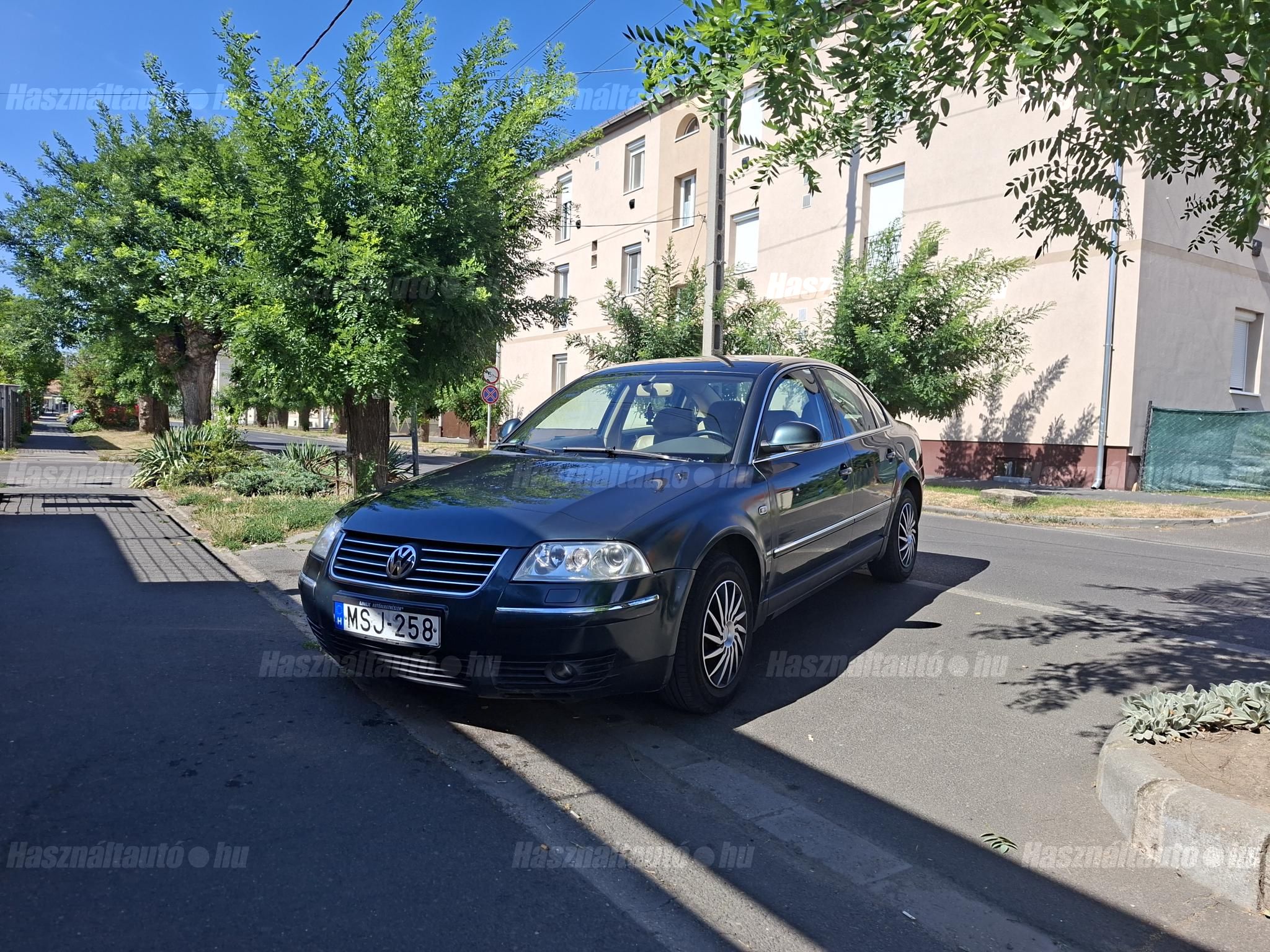 VOLKSWAGEN PASSAT 2002/11 - 1