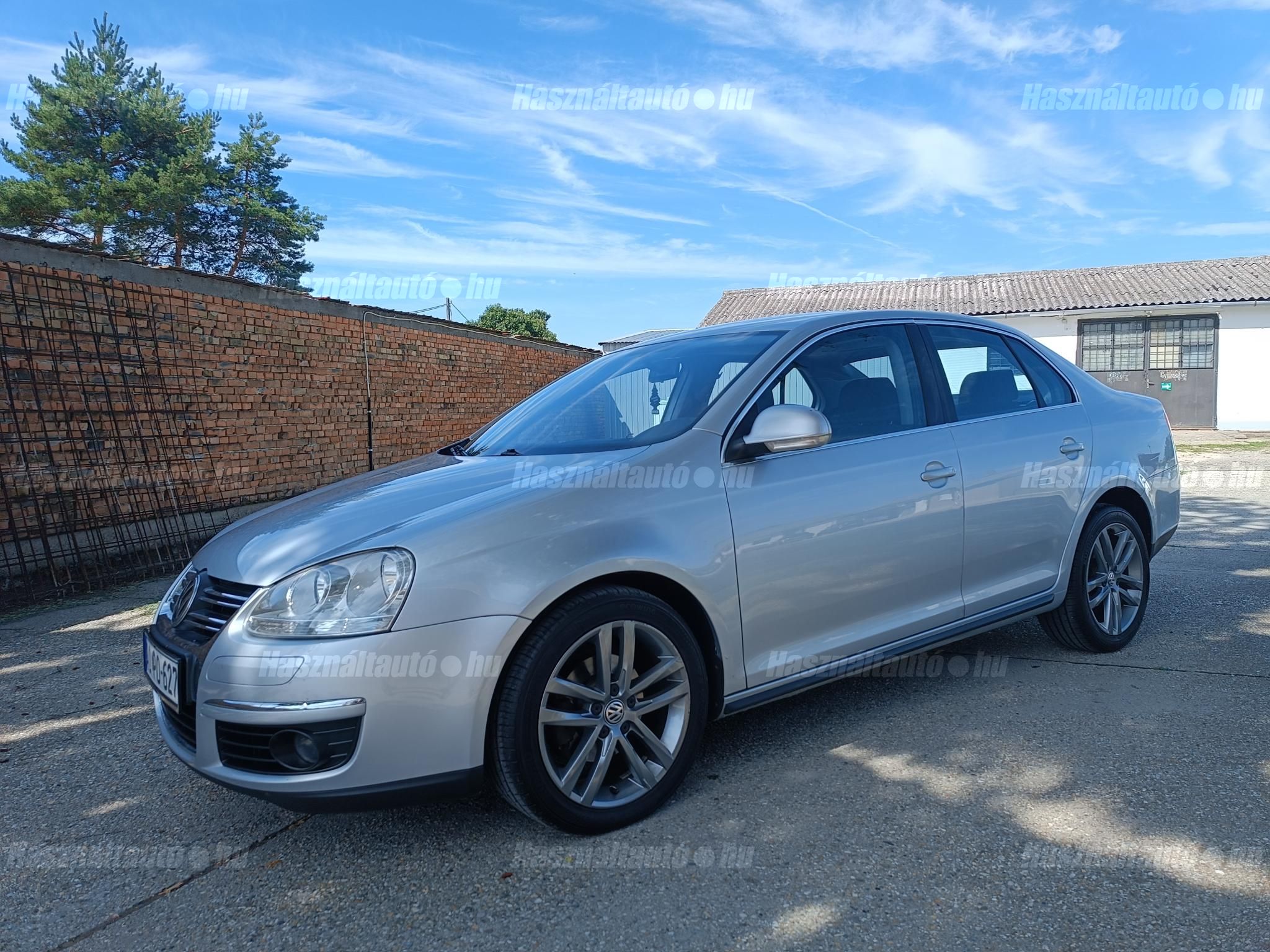 VOLKSWAGEN JETTA 2006/8 - 1