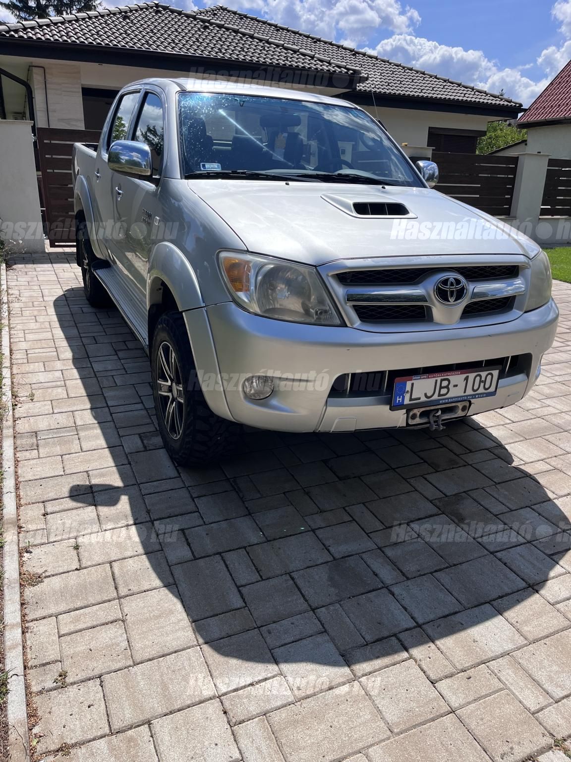 TOYOTA HILUX 2008/7 - 1