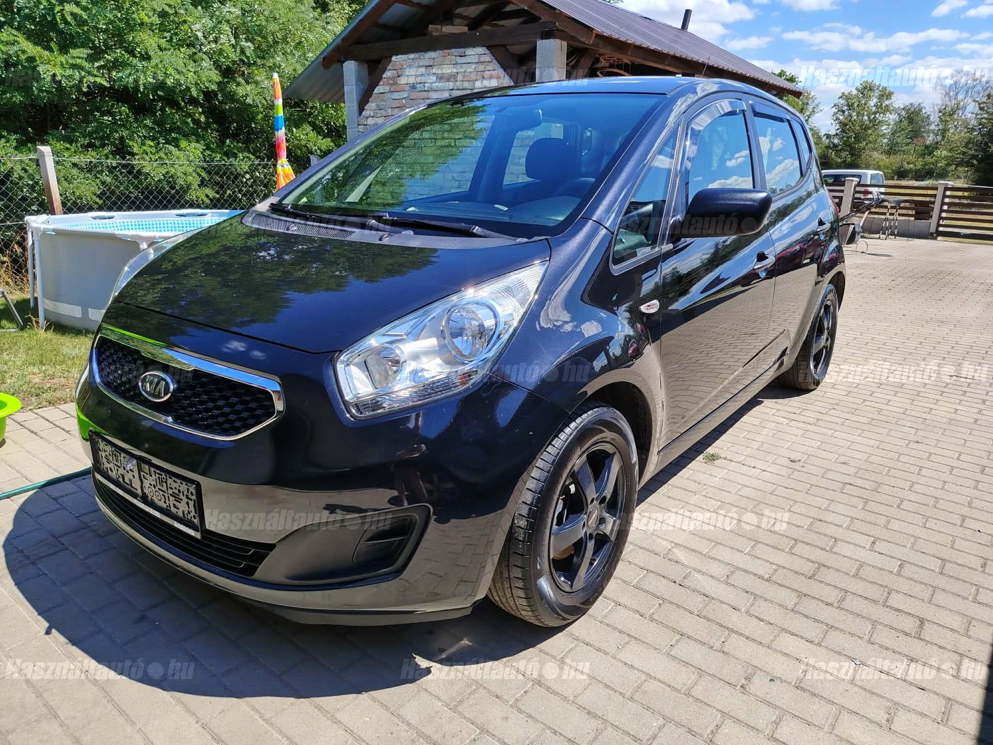 KIA VENGA 2012/10 - 1