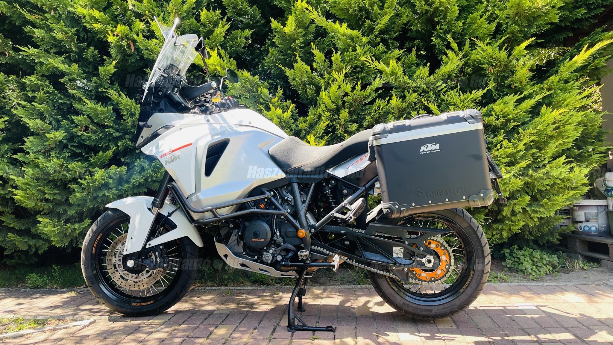 KTM 1290 SUPER ADVENTURE T 2016 - 1