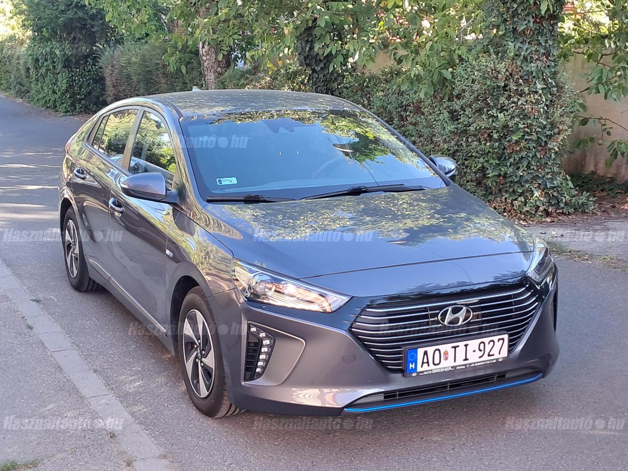 HYUNDAI IONIQ 2017/4 - 1
