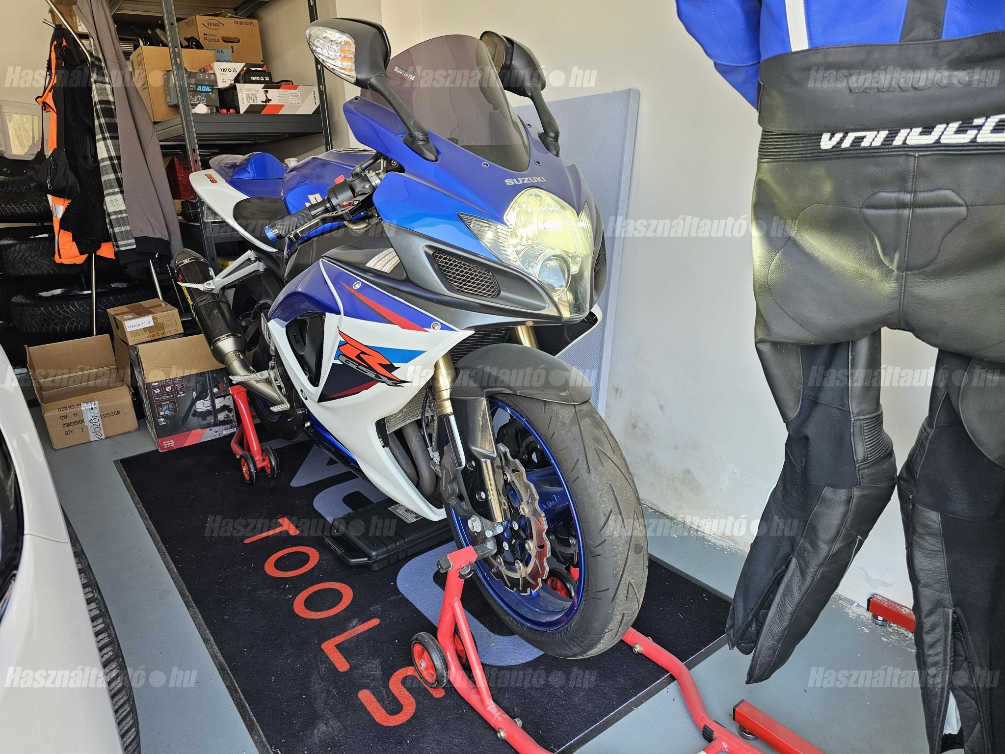 SUZUKI GSX-R 600 2006/7 - 1