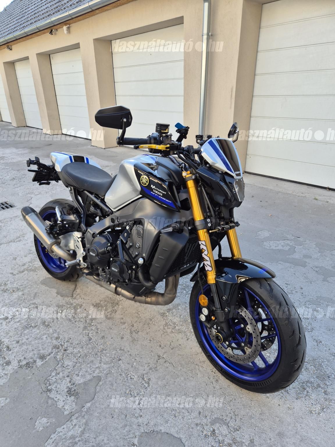 YAMAHA MT-09 2023/4 - 1