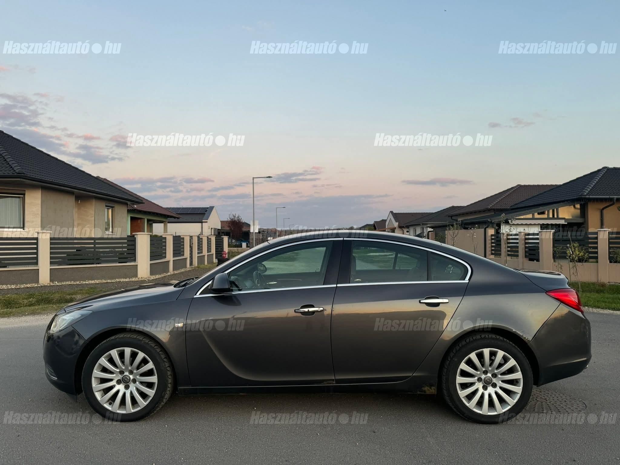 OPEL INSIGNIA 2008/12 - 1