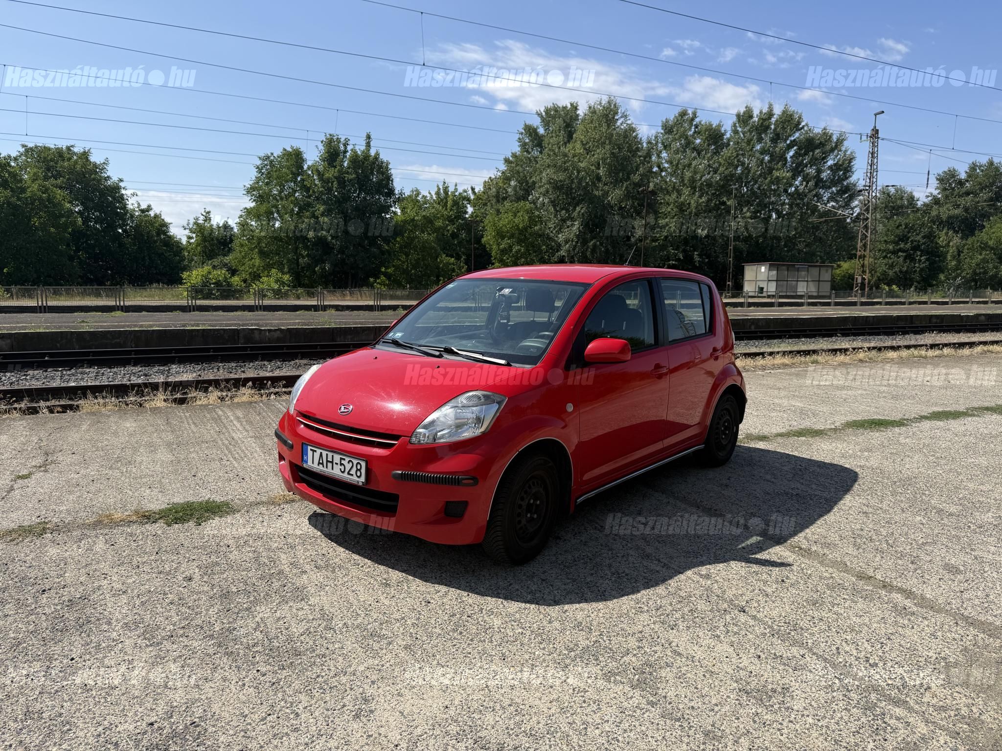 DAIHATSU SIRION 2011/9 - 1