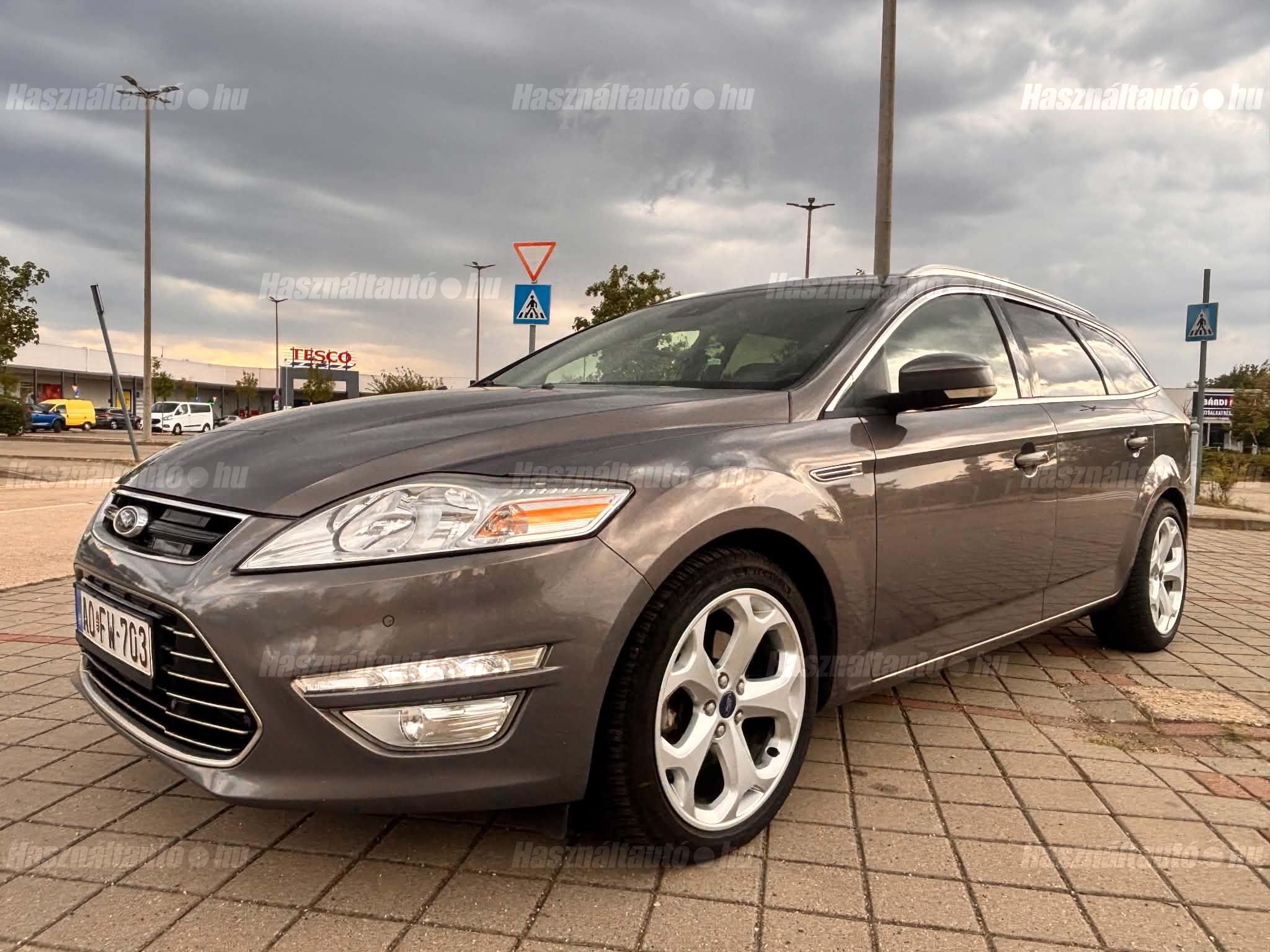 FORD MONDEO 2013/12 - 1