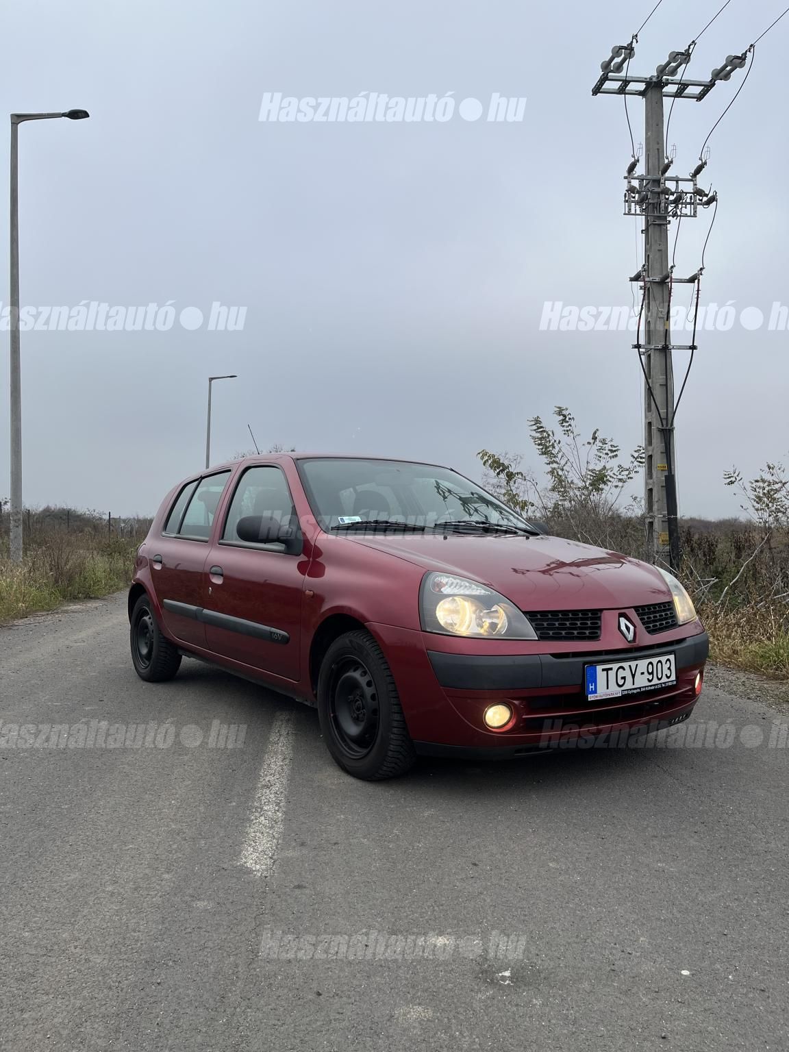 RENAULT CLIO 2002/4 - 1