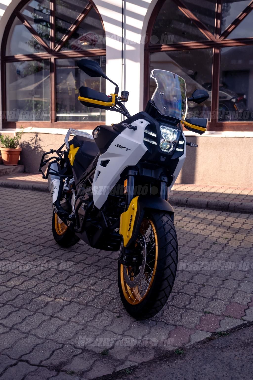 QJMOTOR SVT 650X 2026/1 - 1