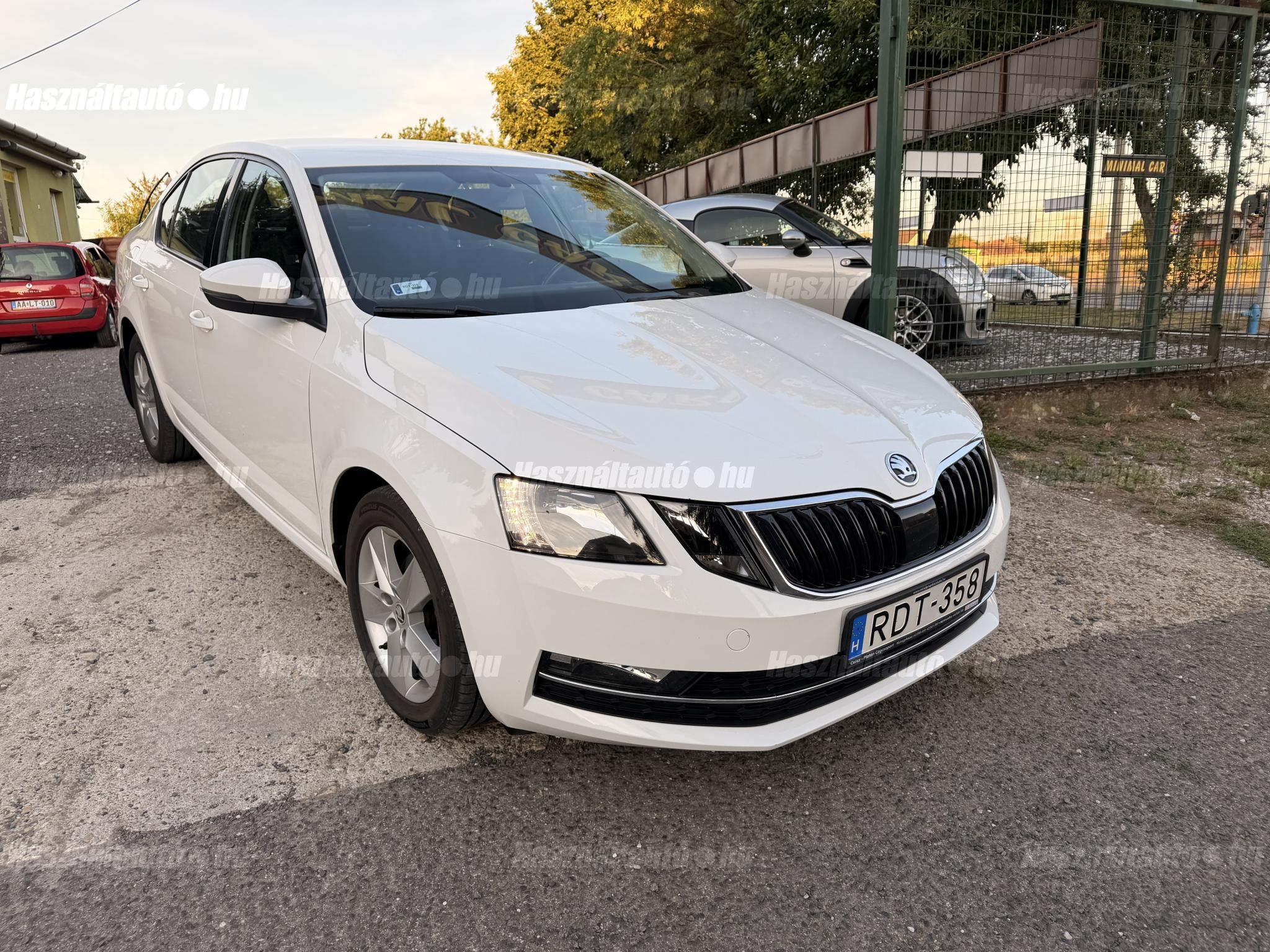 SKODA OCTAVIA 2018 - 1