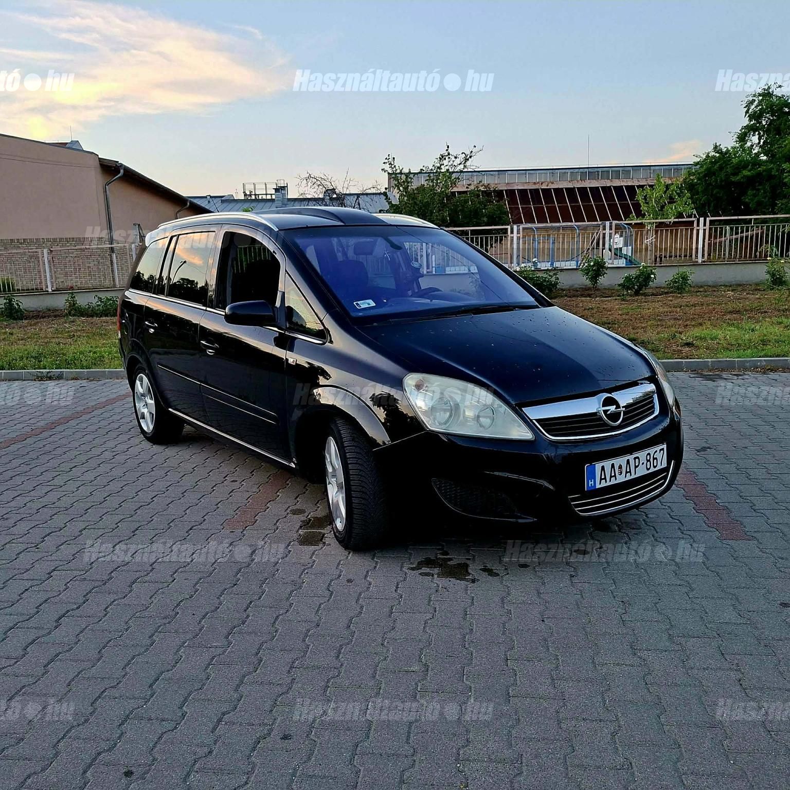 OPEL ZAFIRA B 2007 - 1