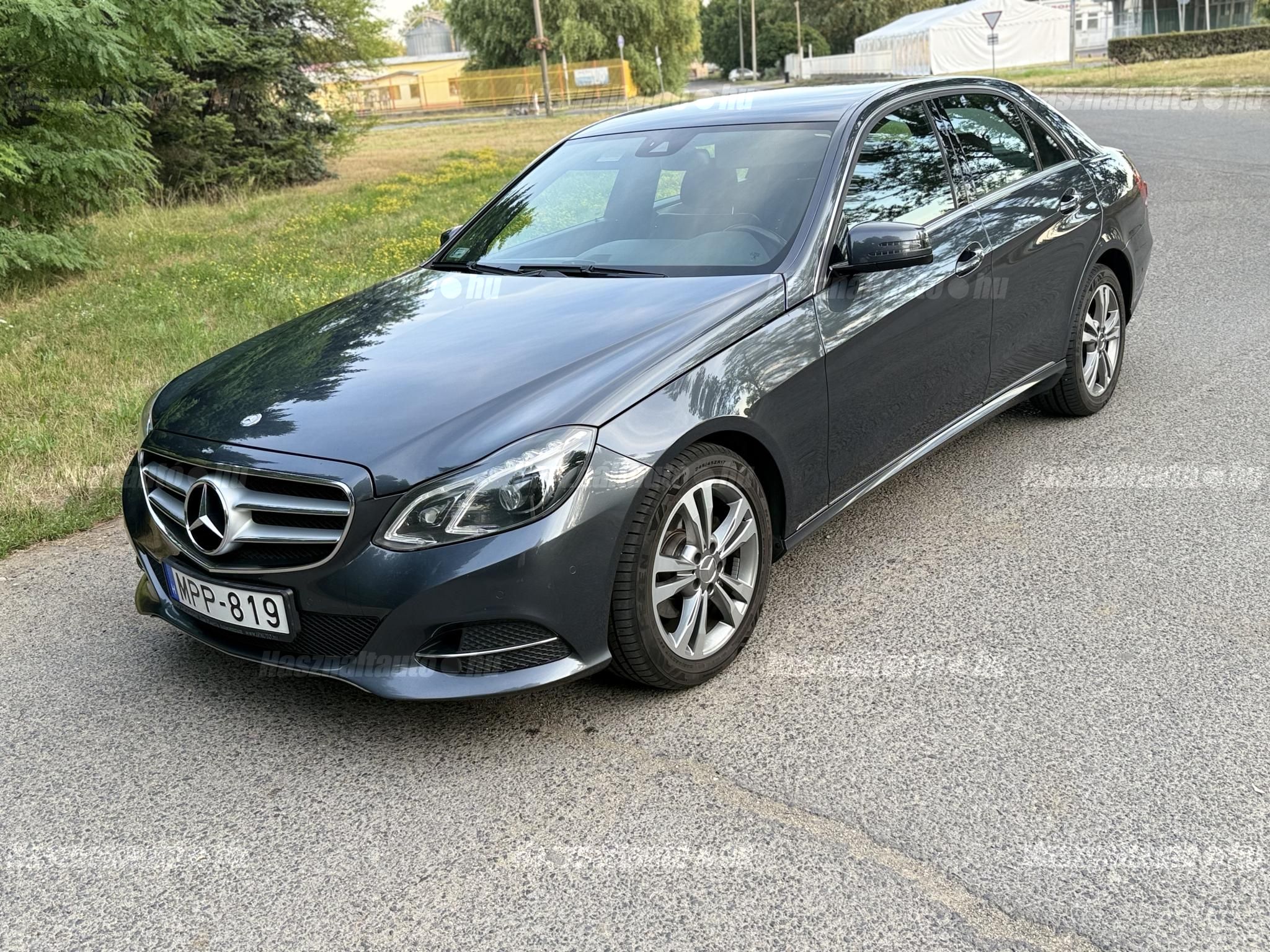MERCEDES-BENZ E 220 2013 - 1