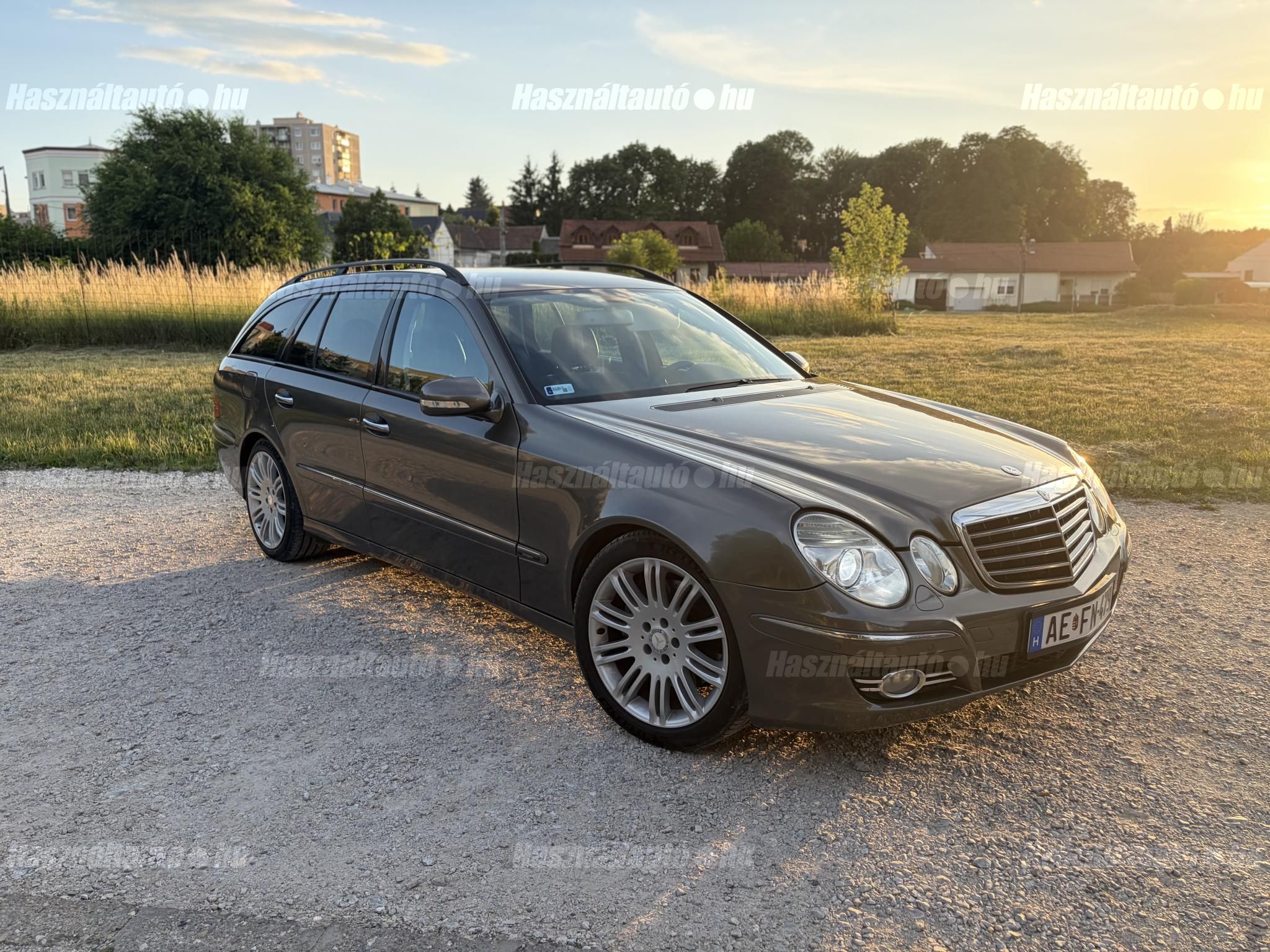 MERCEDES-BENZ E 280 2006/8 - 1