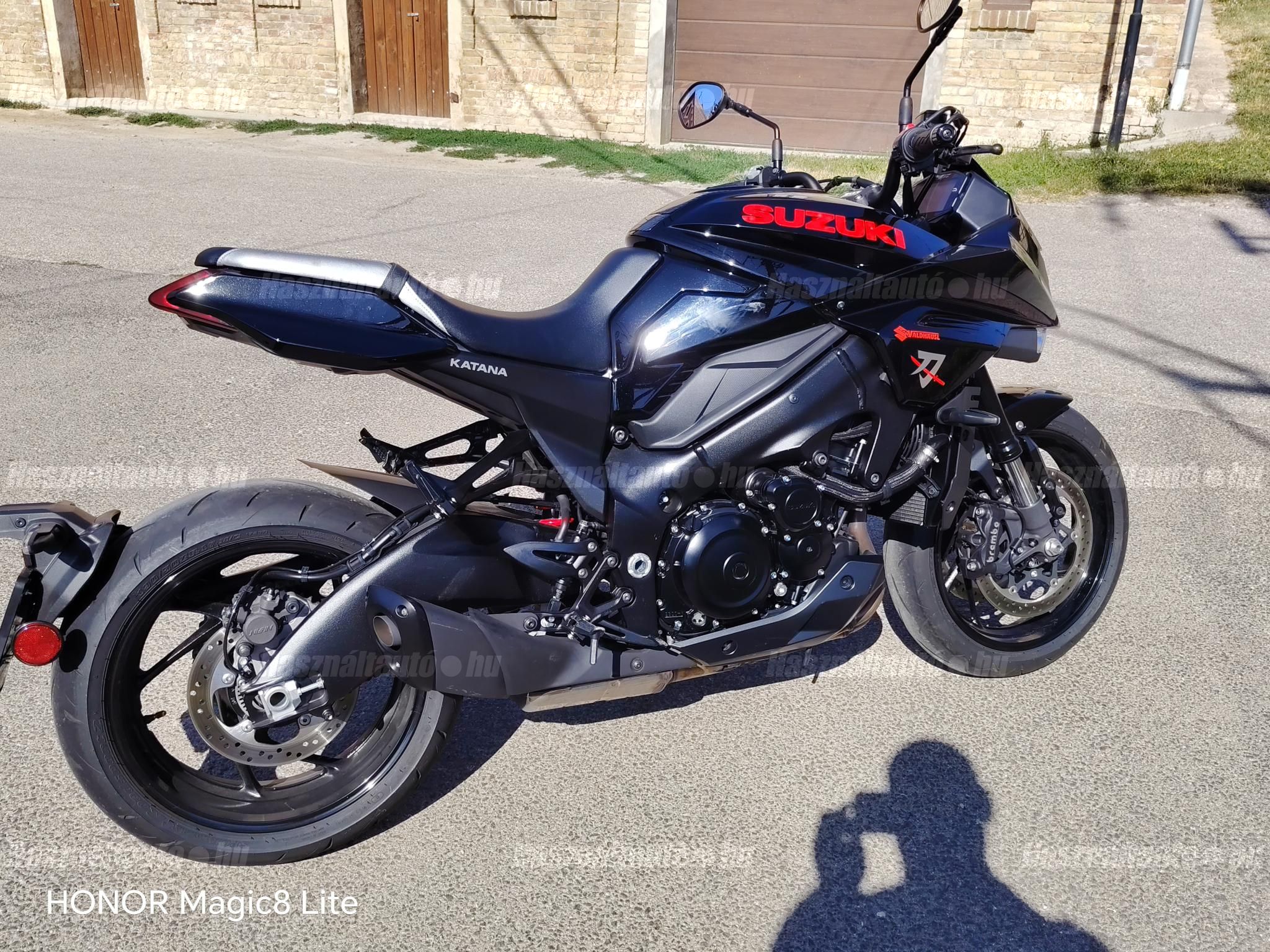 SUZUKI GSX-S 1000 (KATANA) 2019/6 - 1