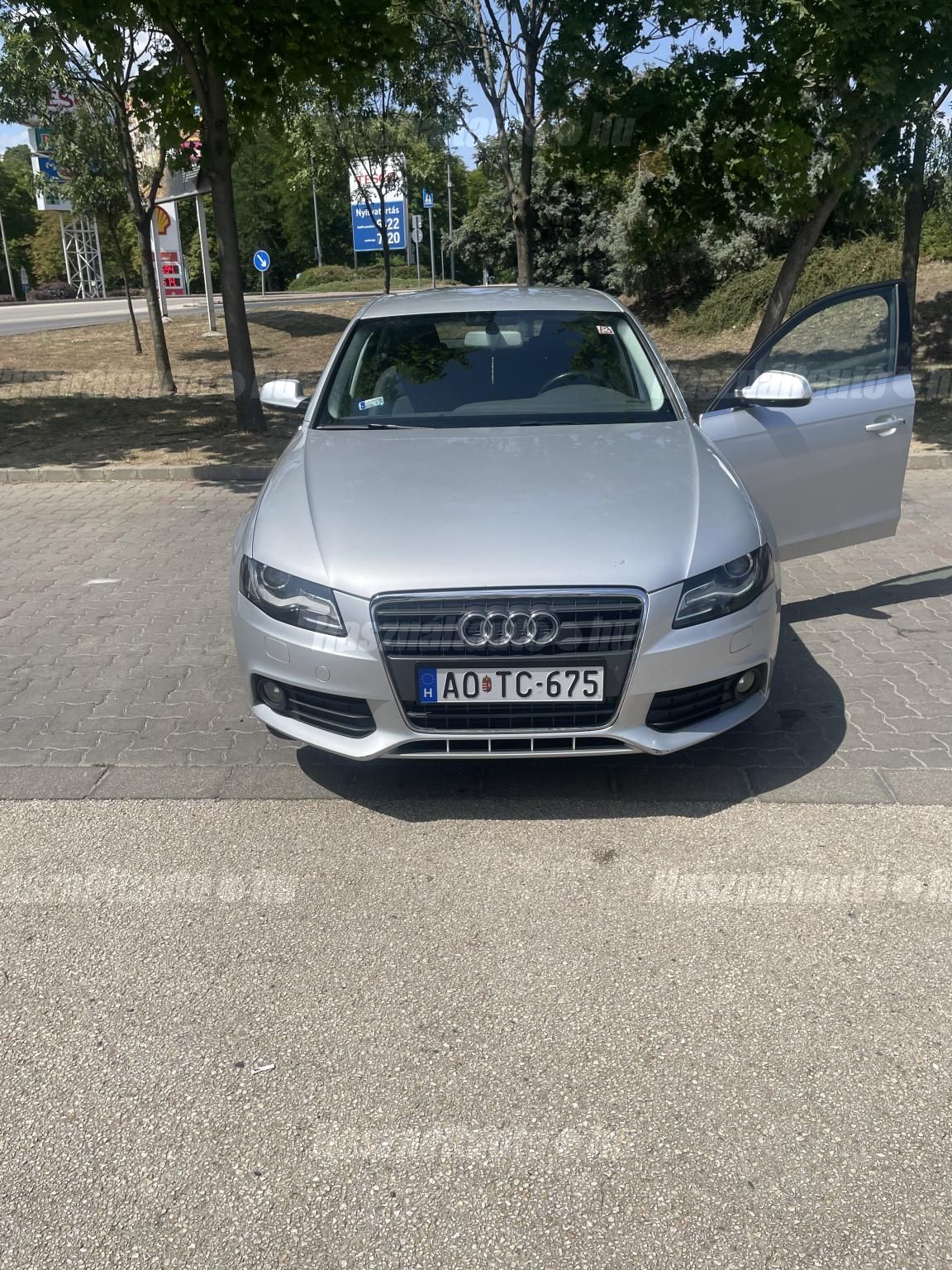 AUDI A4 2011/8 - 1