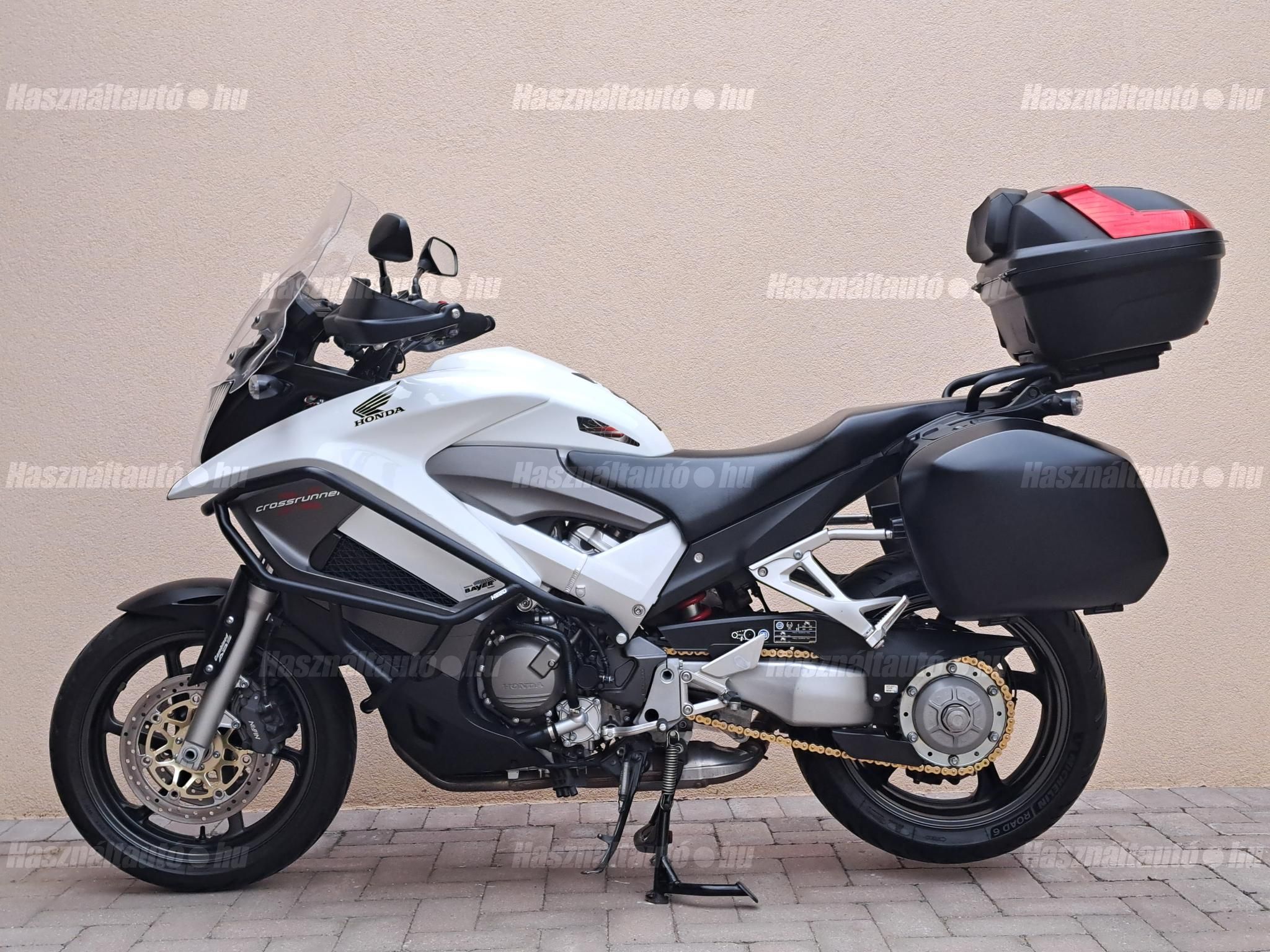HONDA VFR 800 X 2012/3 - 1