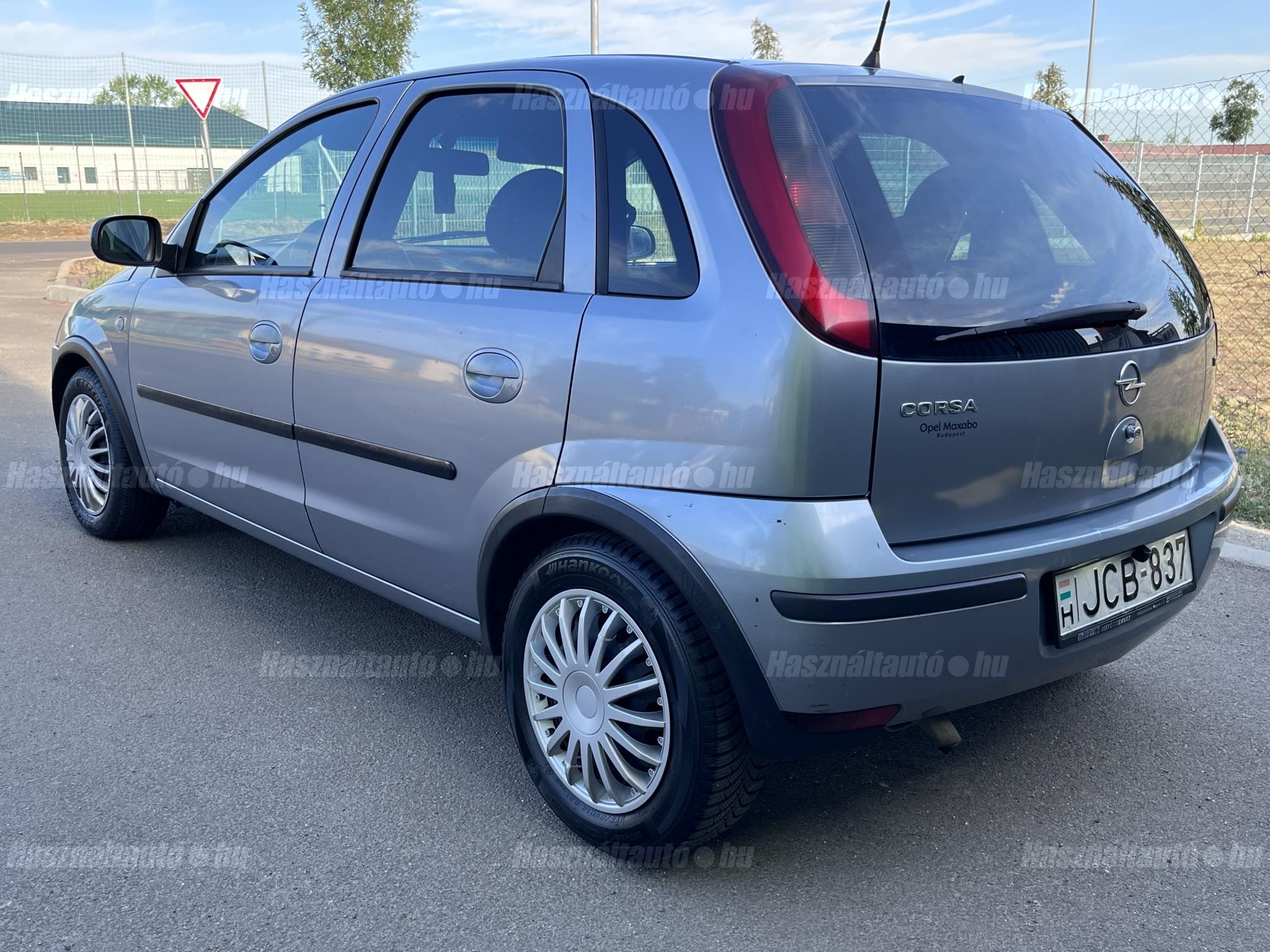 OPEL CORSA C 2004/3 - 1