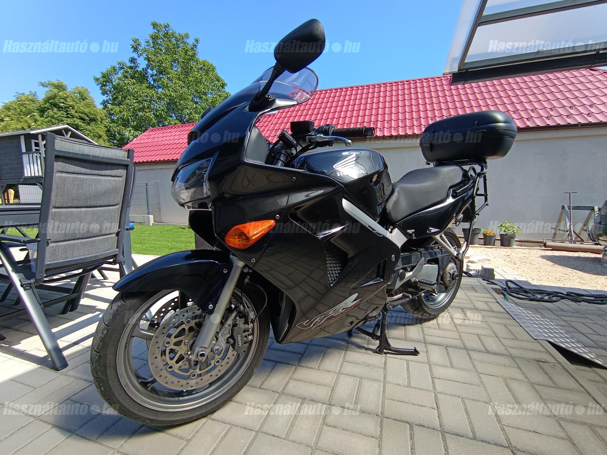 HONDA VFR 800 2001/5 - 1