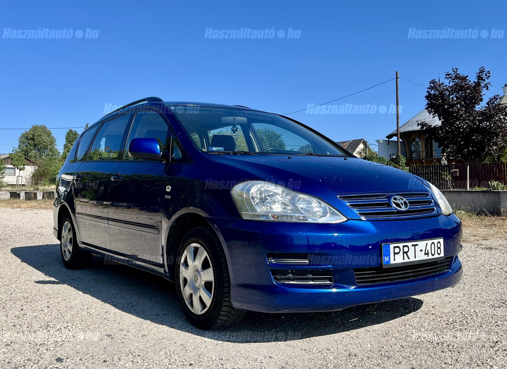 TOYOTA AVENSIS VERSO 2004/10 - 1