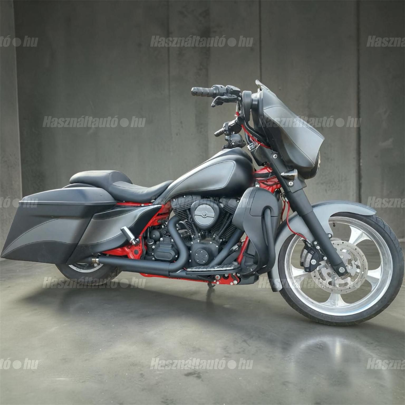 HARLEY-DAVIDSON STREET GLIDE 2015 - 1