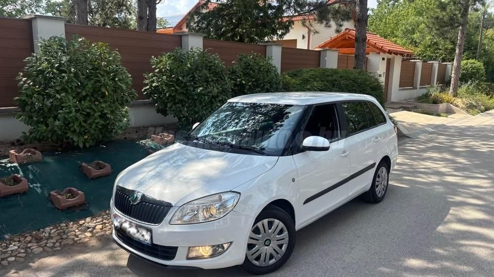 SKODA FABIA 2010 - 1