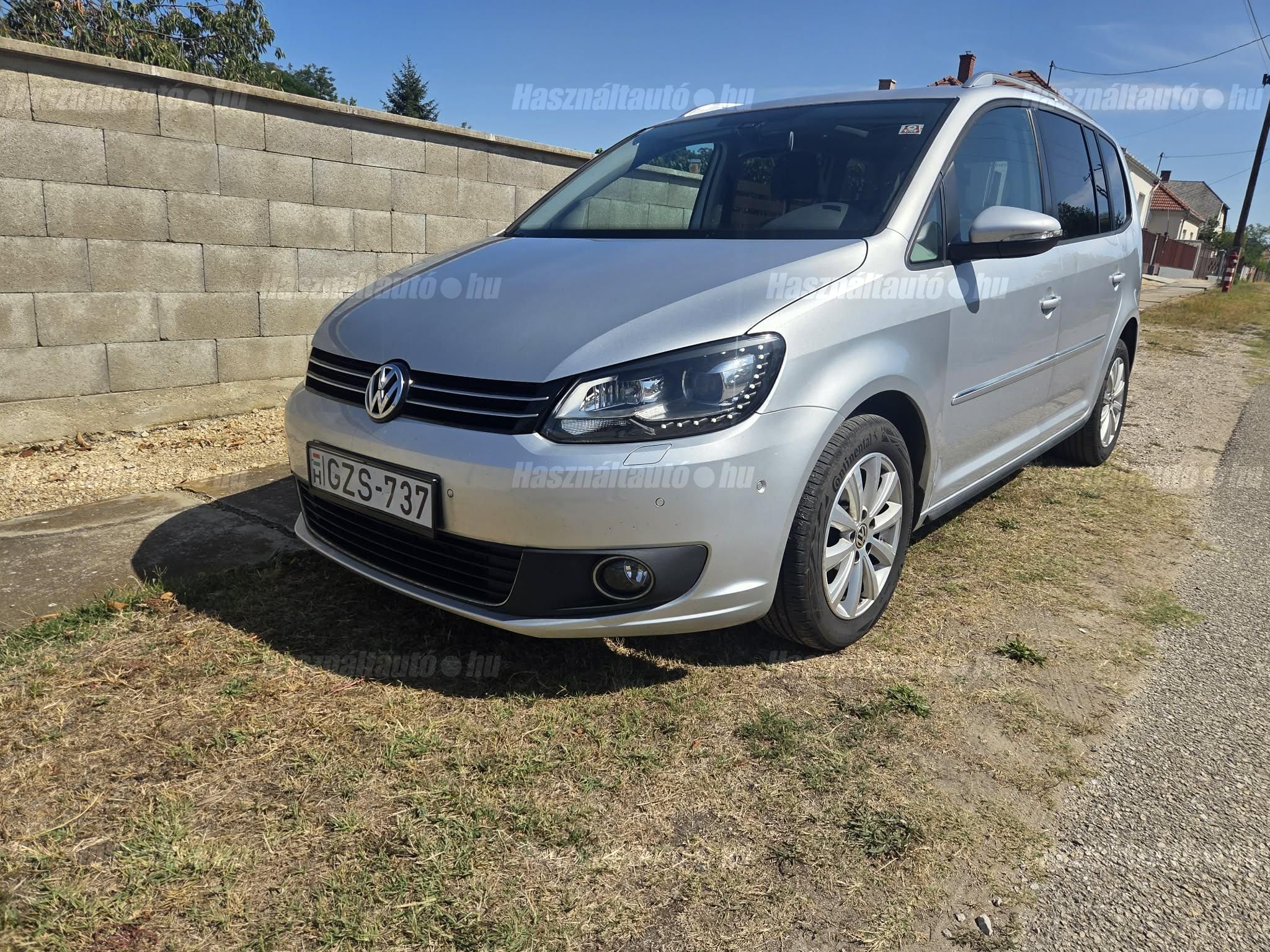 VOLKSWAGEN TOURAN 2012/5 - 1