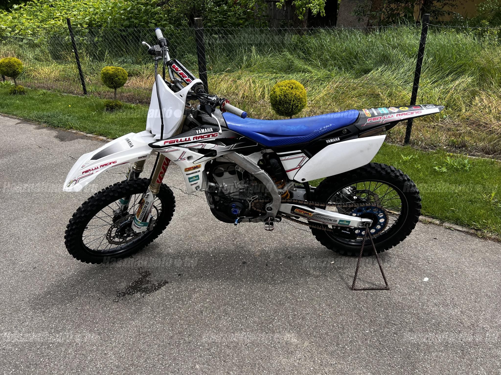 YAMAHA YZ 250 F 2011/3 - 1