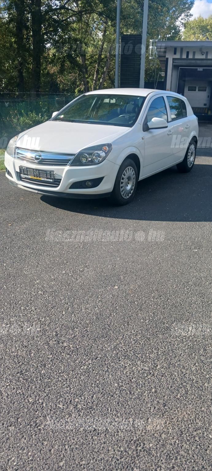 OPEL ASTRA H 2012/12 - 1