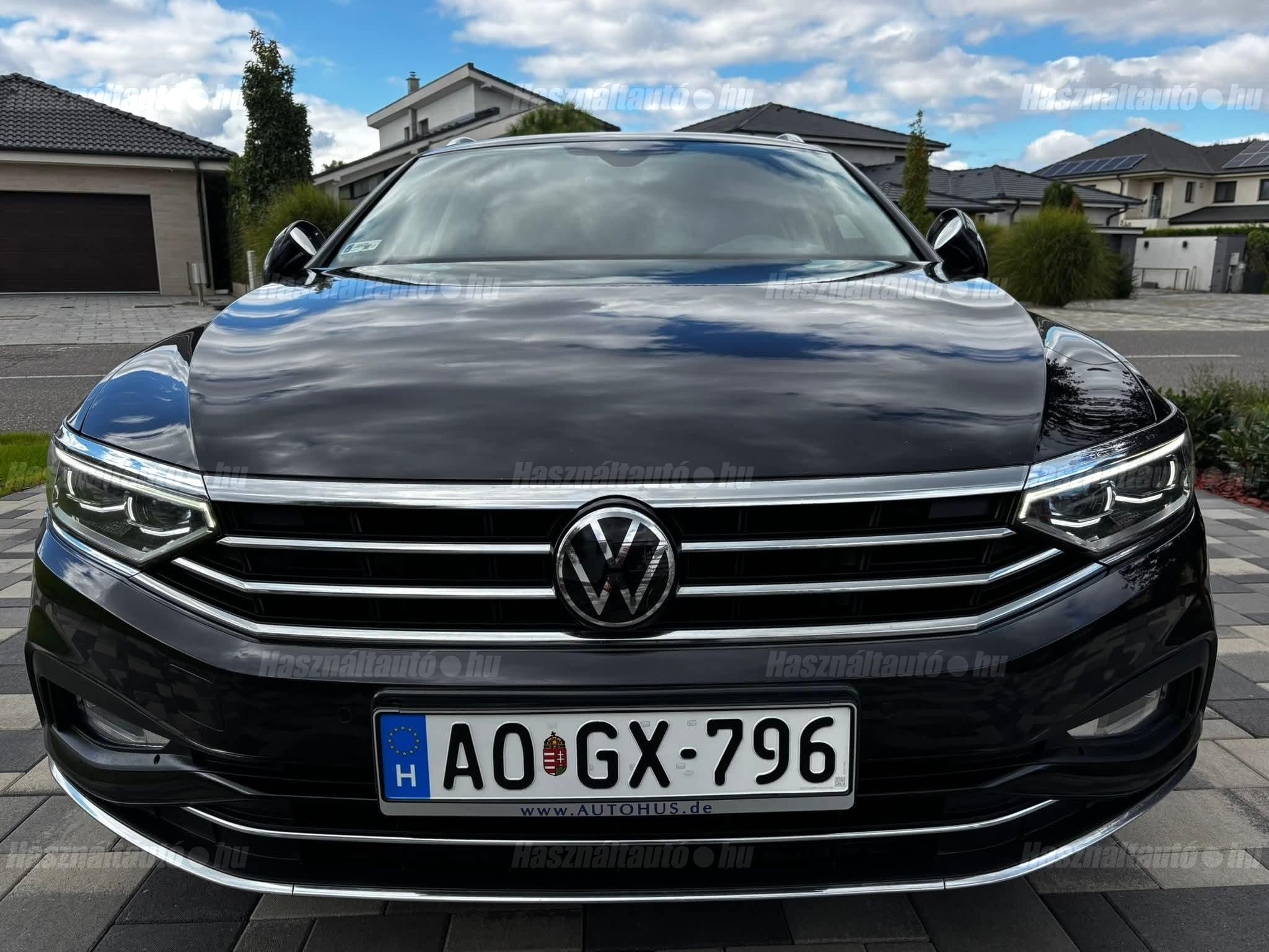 VOLKSWAGEN PASSAT 2023/3 - 1