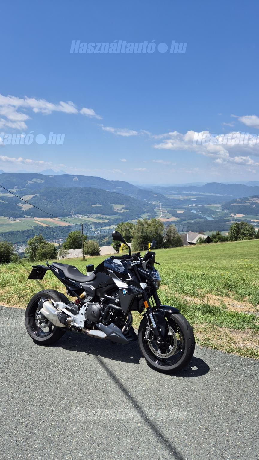 BMW F 900 R 2025/11 - 1