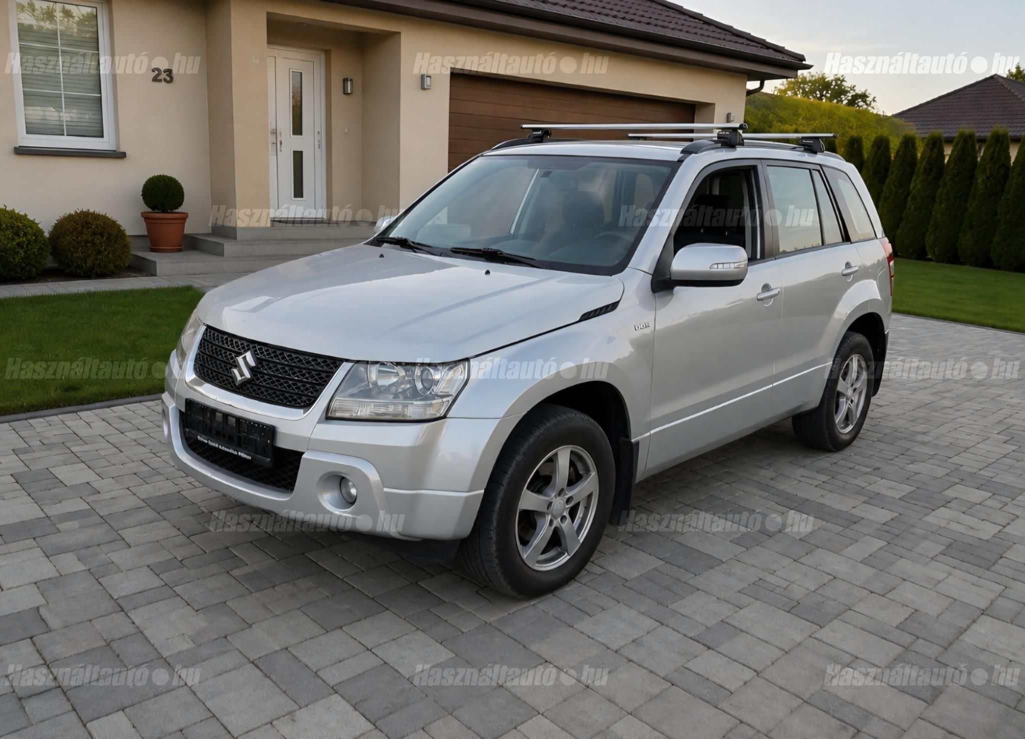SUZUKI GRAND VITARA 2012/3 - 1
