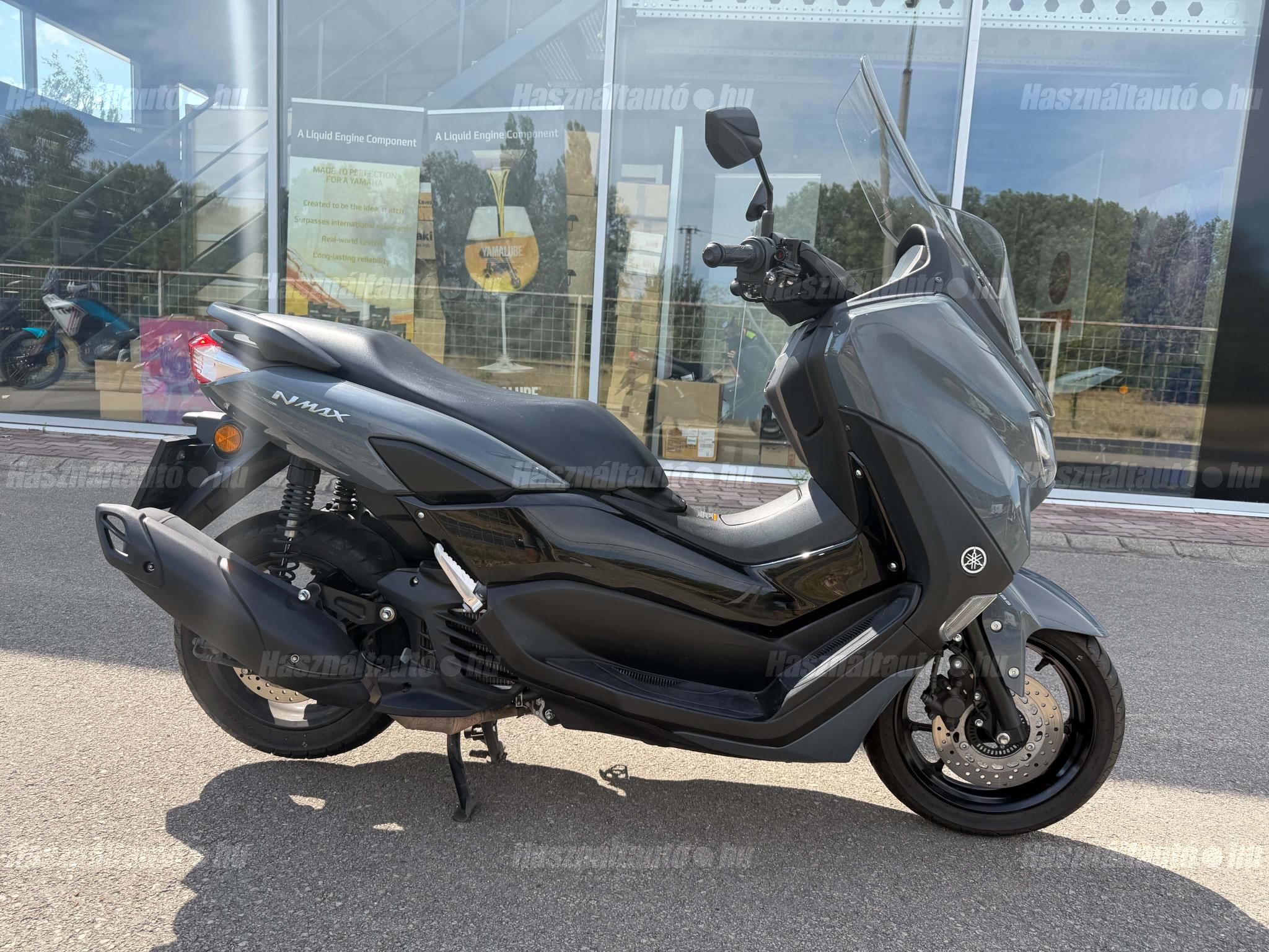 YAMAHA NMAX 2023/2 - 1