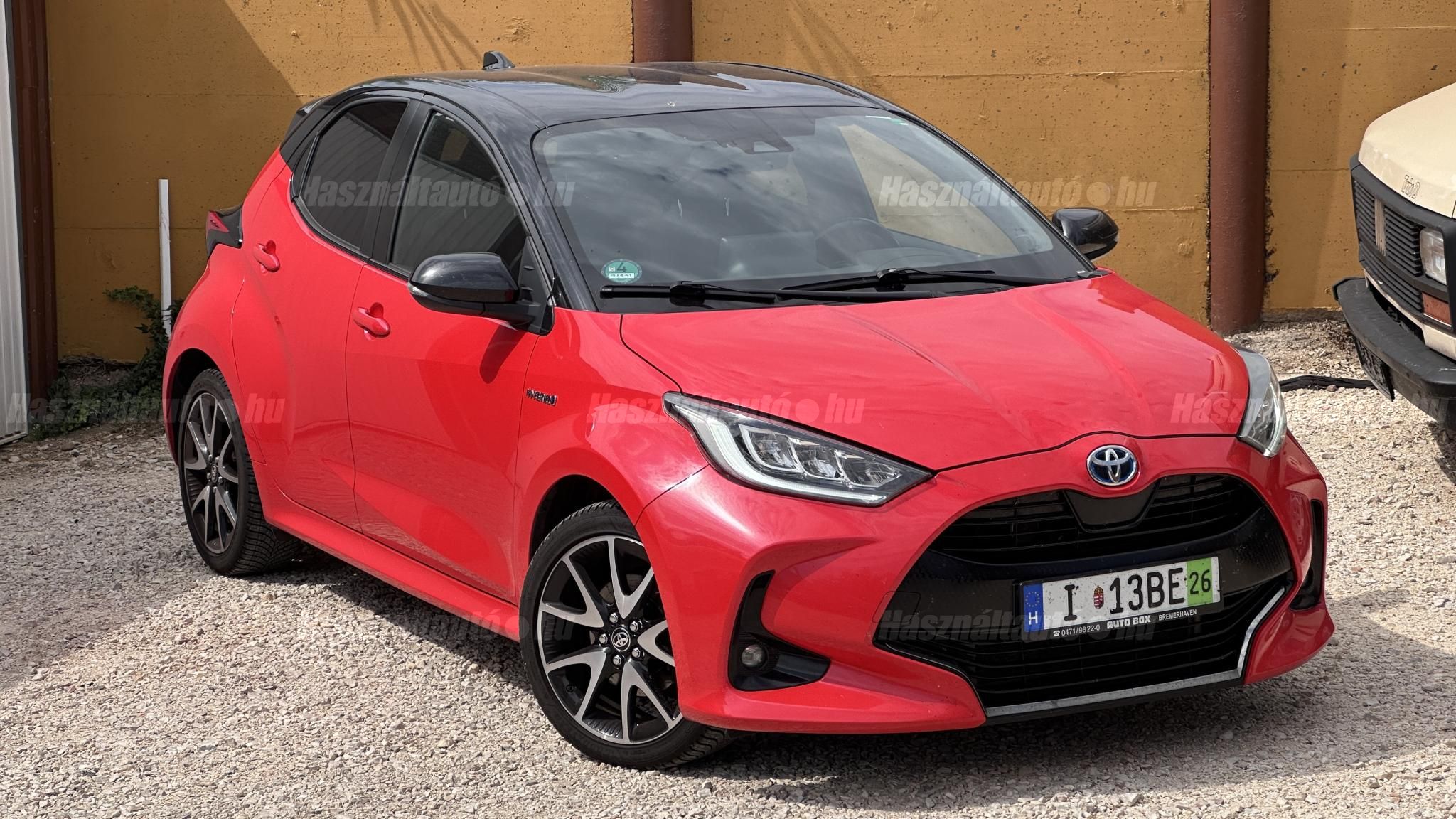 TOYOTA YARIS 2020/12 - 1