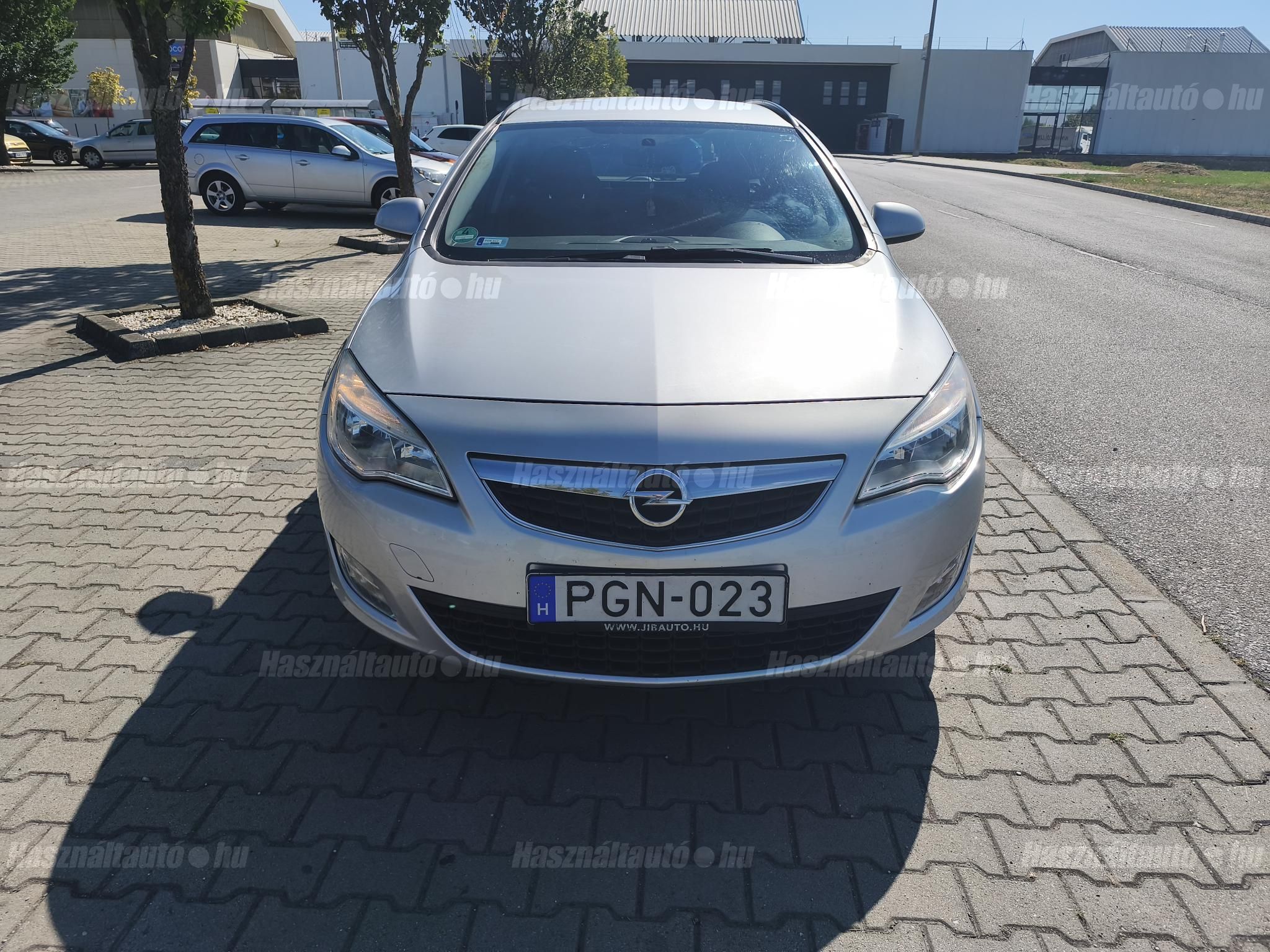 OPEL ASTRA J 2012/6 - 1