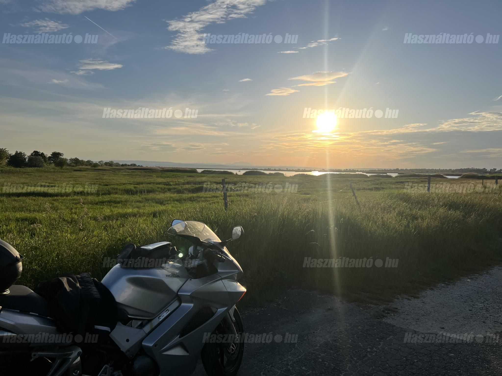 HONDA VFR 800 2006/2 - 1