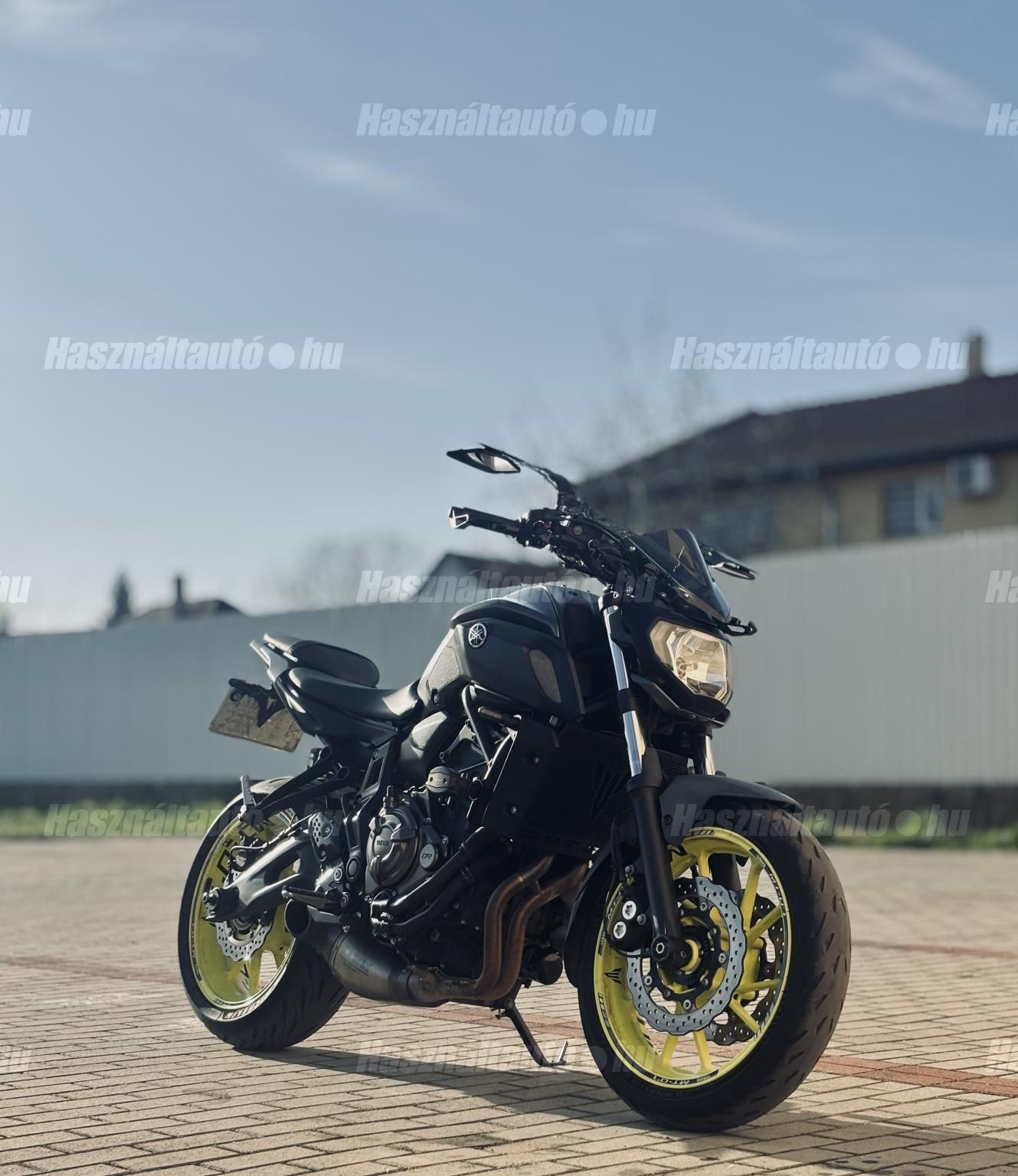 YAMAHA MT-07 2018/9 - 1