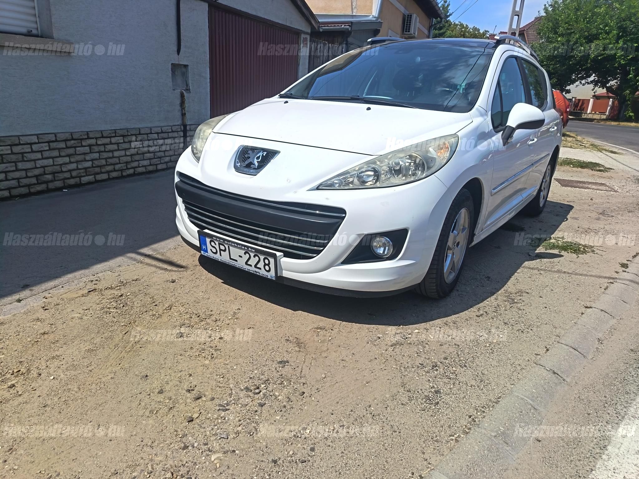 PEUGEOT 207 2010 - 1