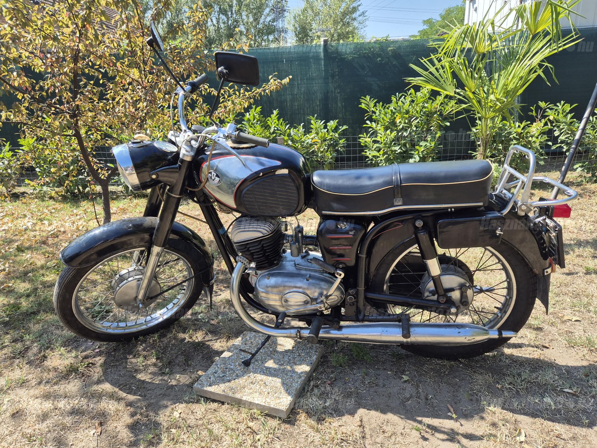 PANNONIA P10 1970 - 1