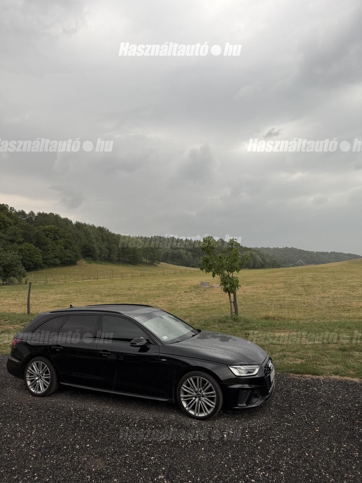 AUDI A4 2019/12 - 1